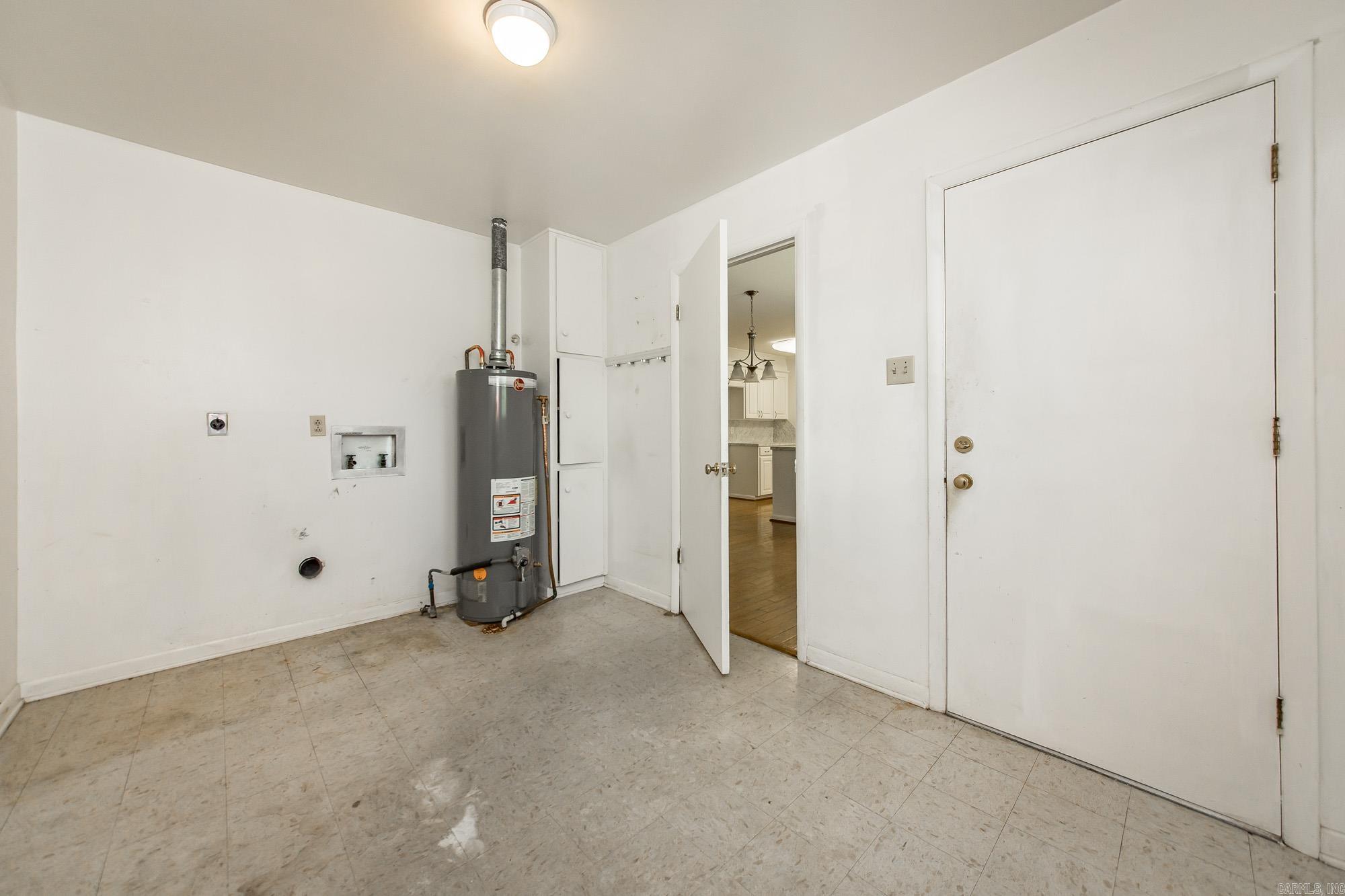 LEAWOOD HEIGHTS - Residential