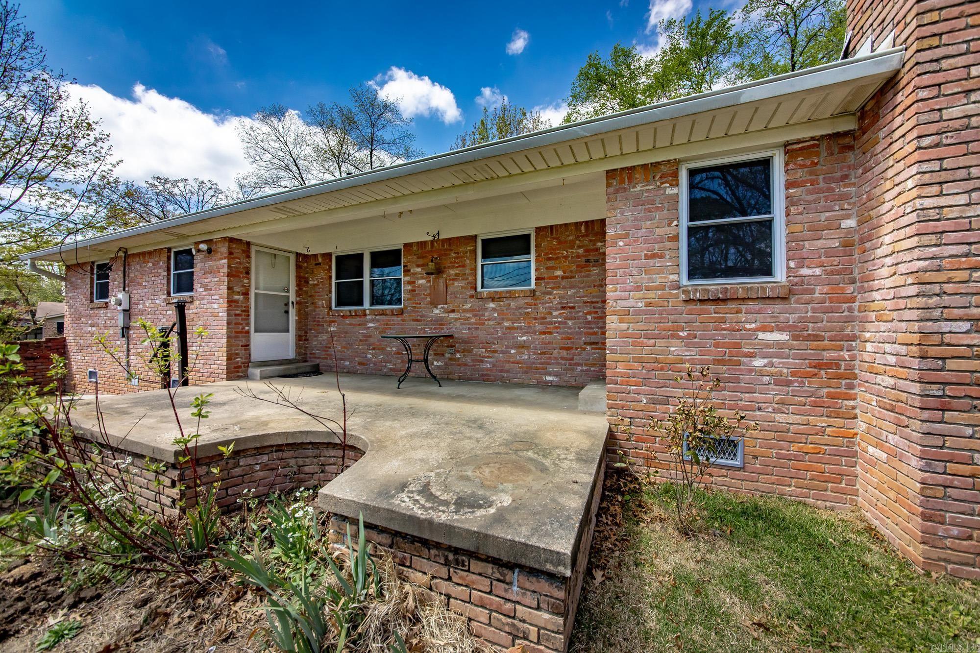 LEAWOOD HEIGHTS - Residential