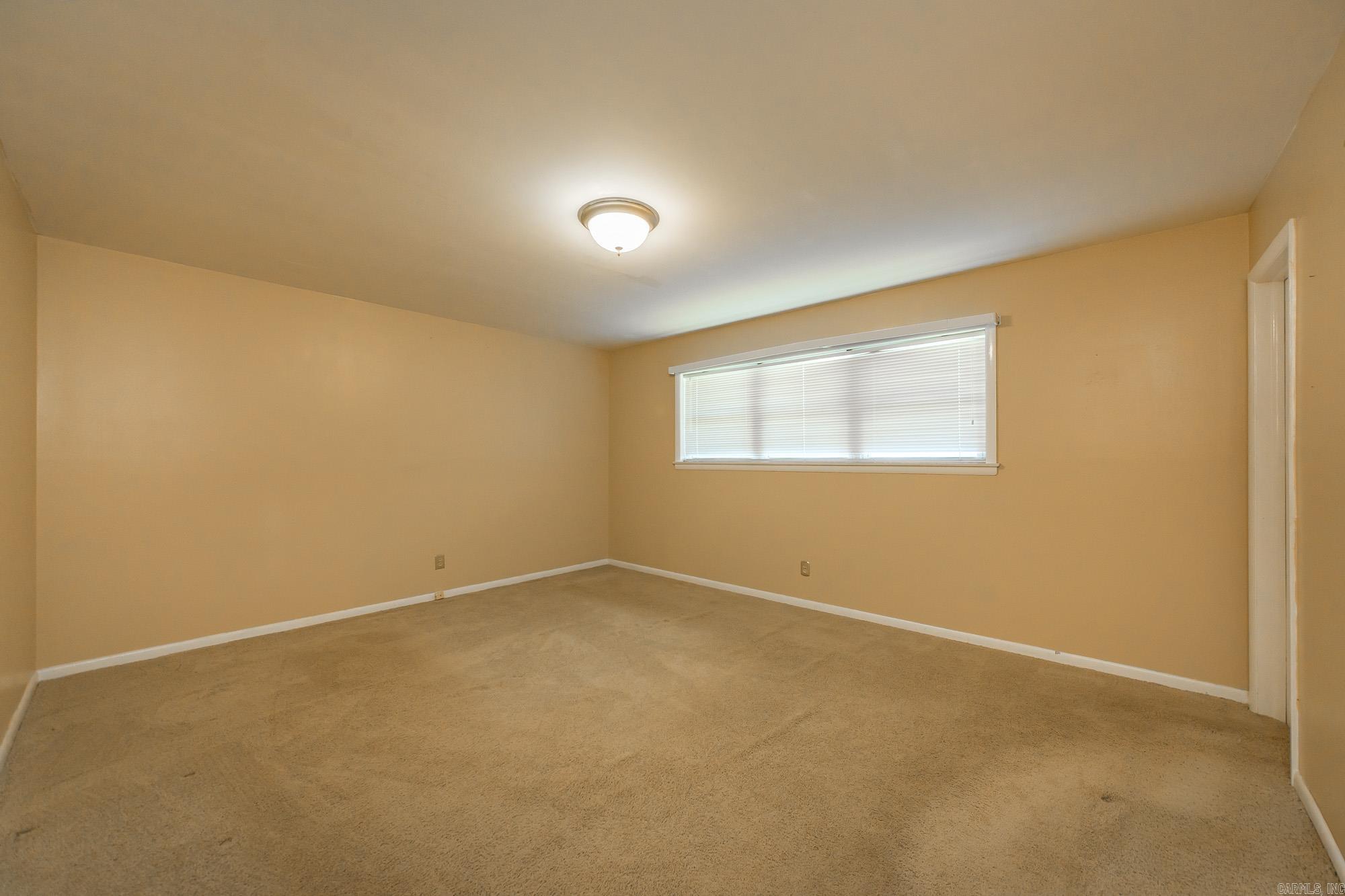 LEAWOOD HEIGHTS - Residential