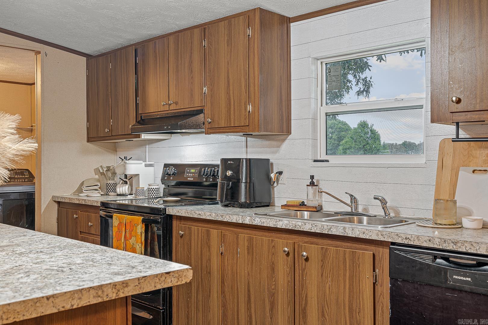 GABRIEL CROSSING - Residential