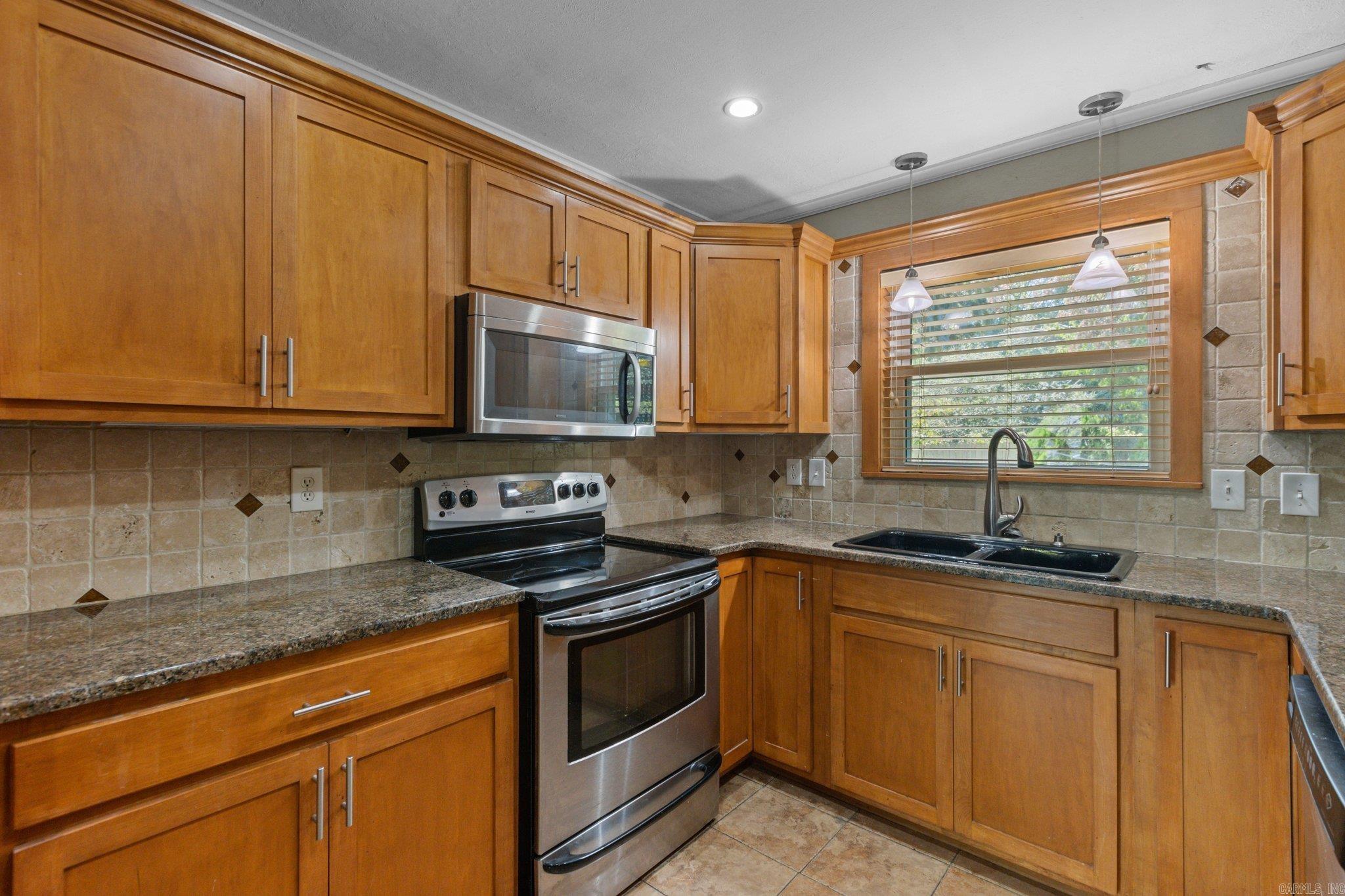 RIDGECREST MANOR - Residential