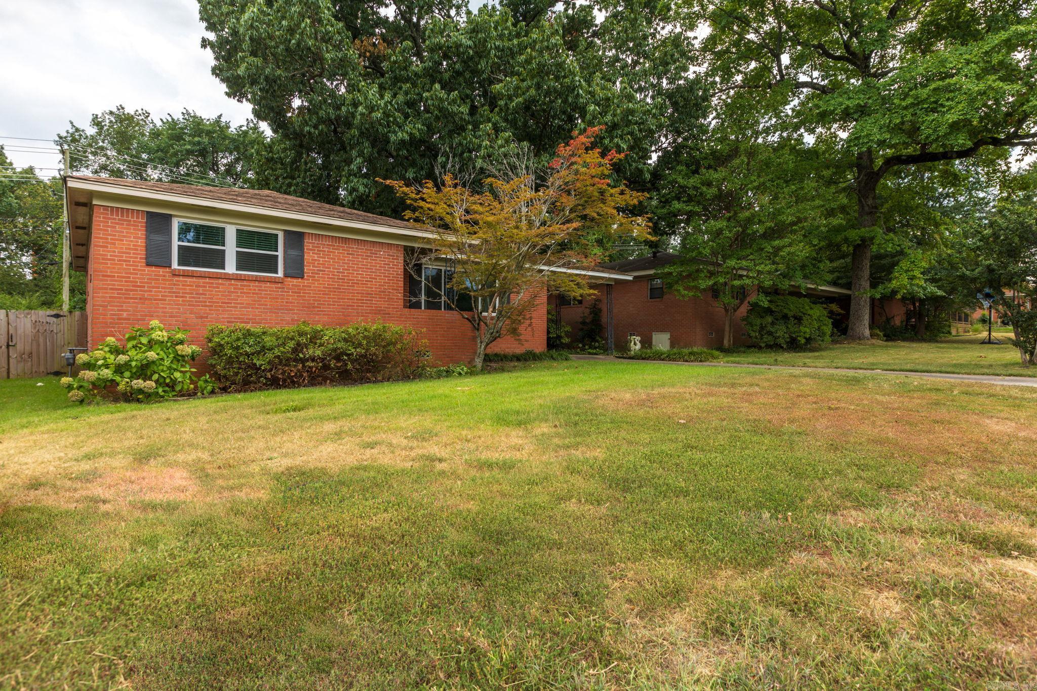 RIDGECREST MANOR - Residential