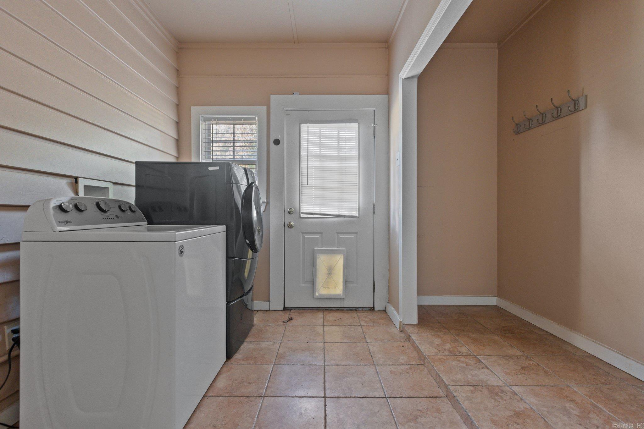 RIDGECREST MANOR - Residential