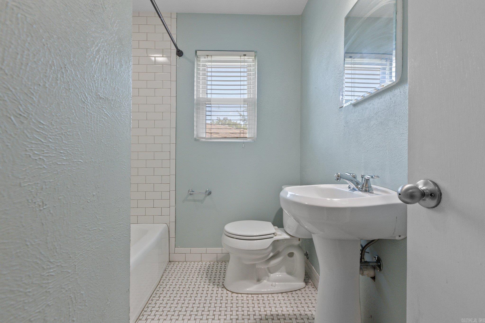 RIDGECREST MANOR - Residential