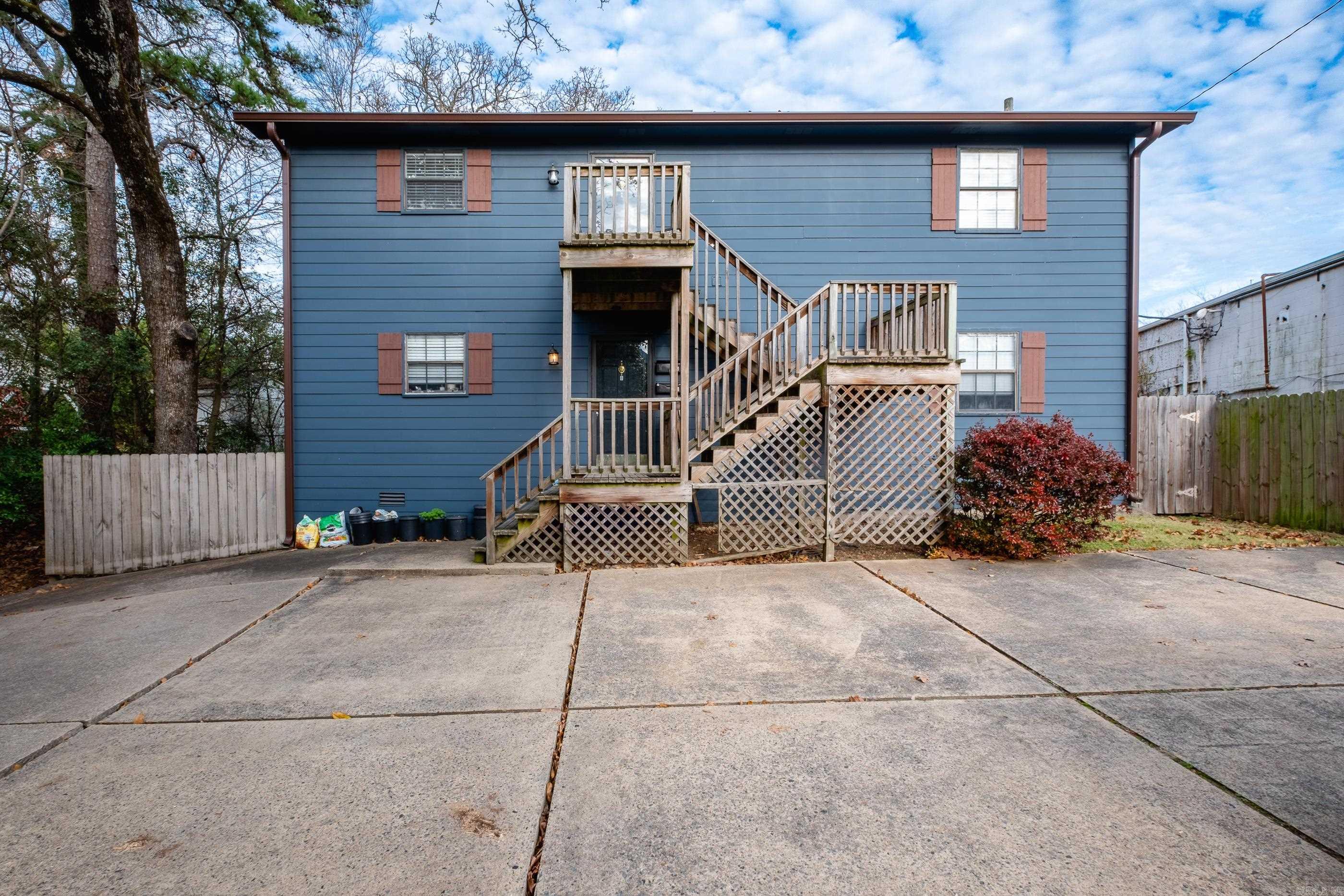 Excellent investment opportunity in the heart of Little Rock! This well-maintained duplex features two spacious units, each offering 2 bedrooms and 2 full bathrooms. Both units are currently rented for $1,200/month, providing a solid income stream of $2,400/month total. Each unit includes: Durable vinyl plank flooring throughout Refrigerator, oven/stove, and dishwasher Open living spaces with functional layouts Low-maintenance construction and finishes This property is ideal for investors or owner-occupants looking to live in one unit and lease the other. Located in a desirable central Little Rock neighborhood, with convenient access to shopping, dining, and major employers.