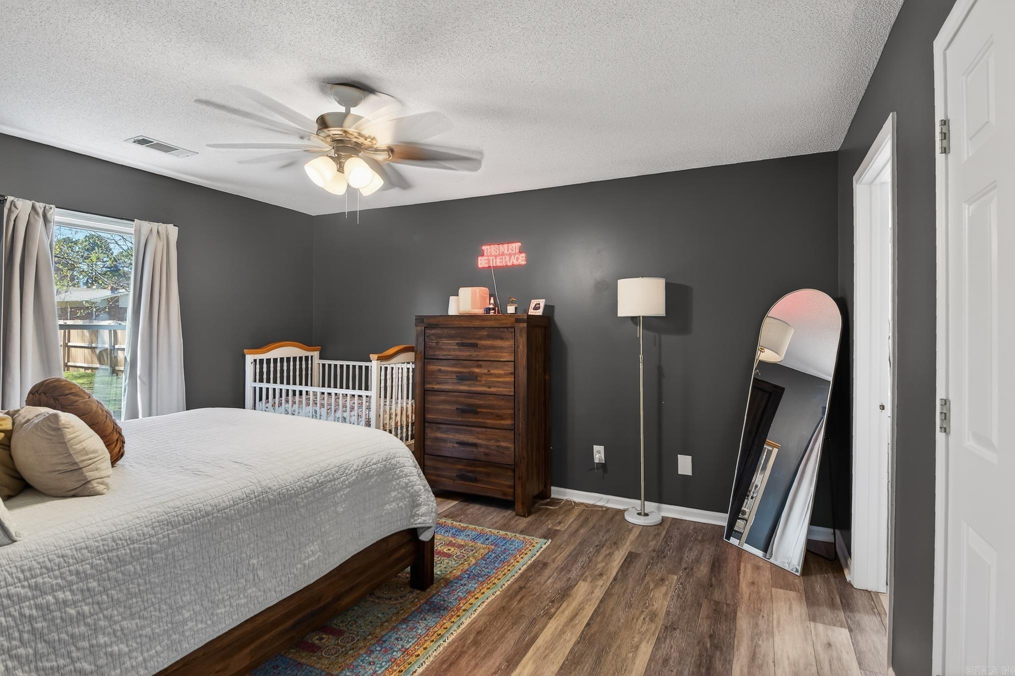 COUNTRY ESTATES SUB - Residential