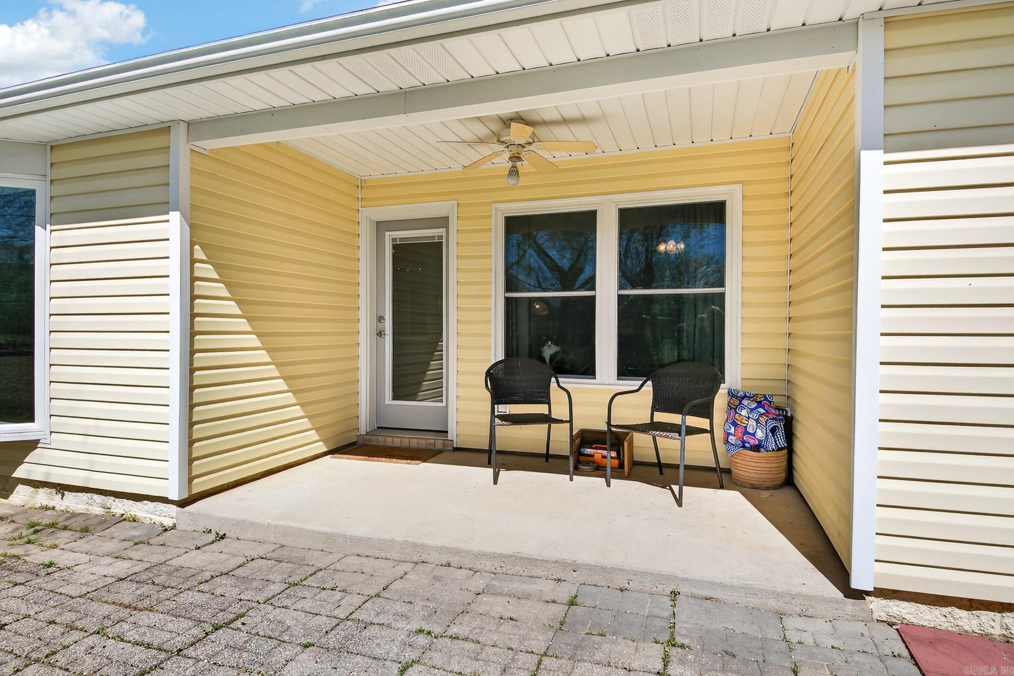 COUNTRY ESTATES SUB - Residential