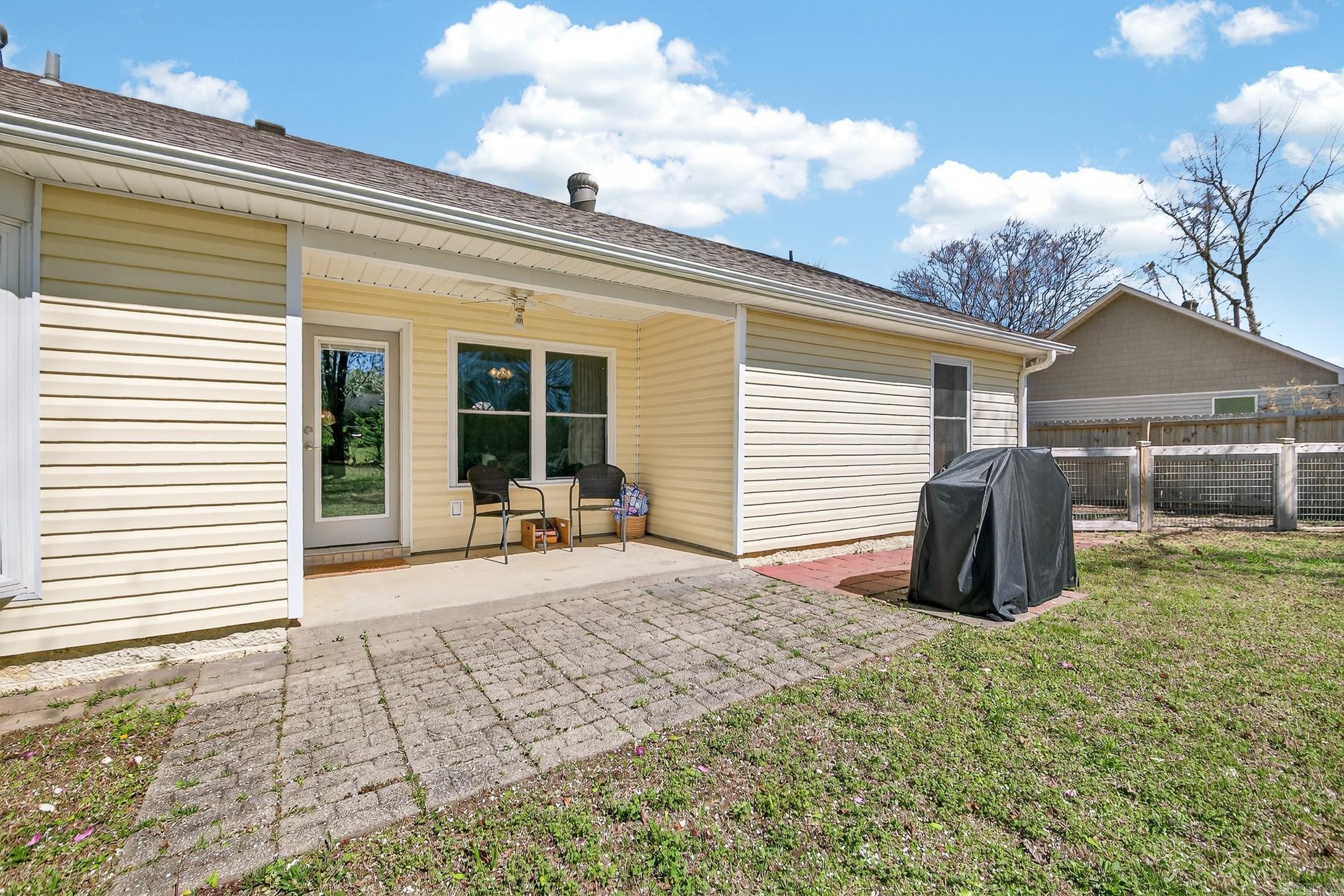 COUNTRY ESTATES SUB - Residential