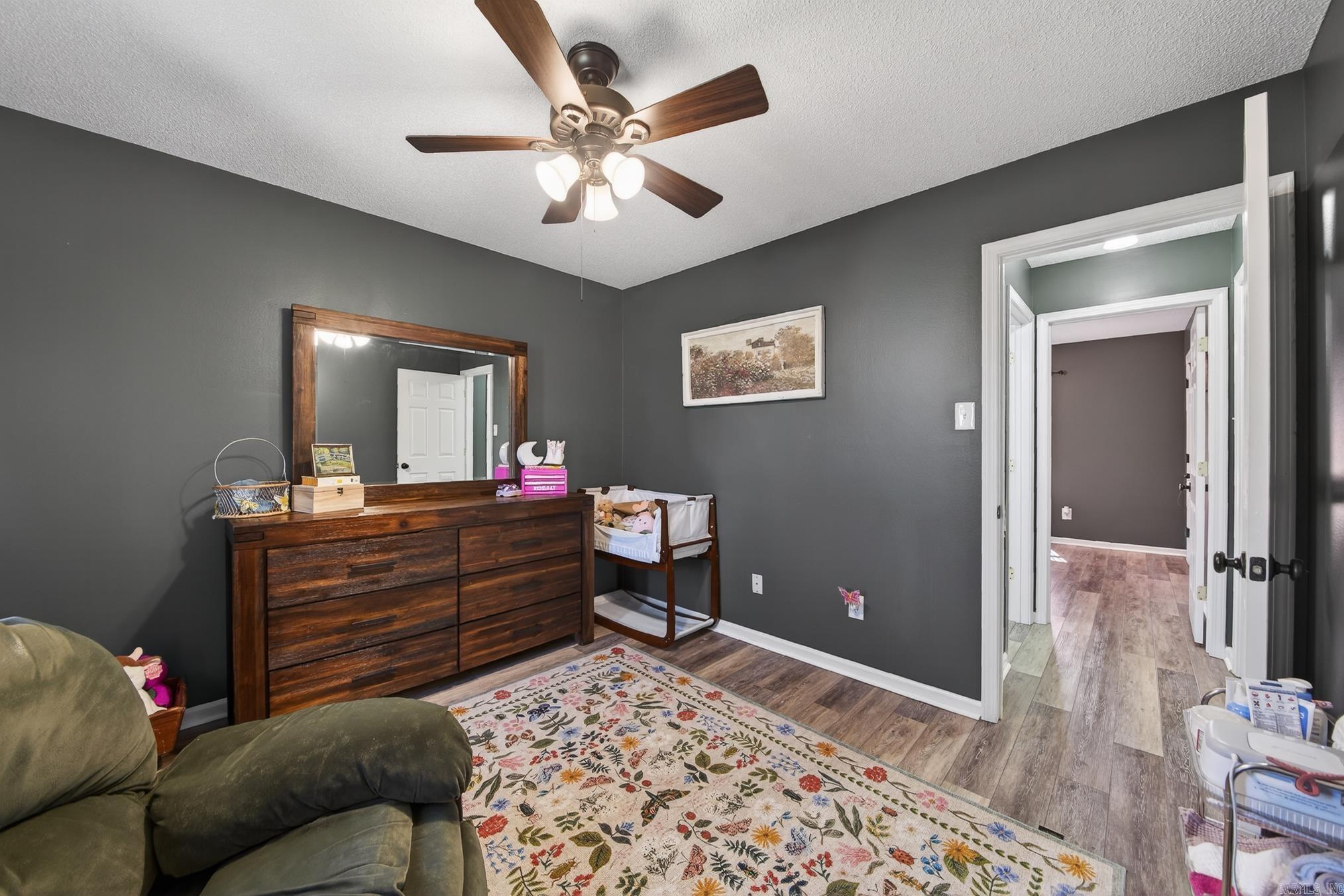 COUNTRY ESTATES SUB - Residential