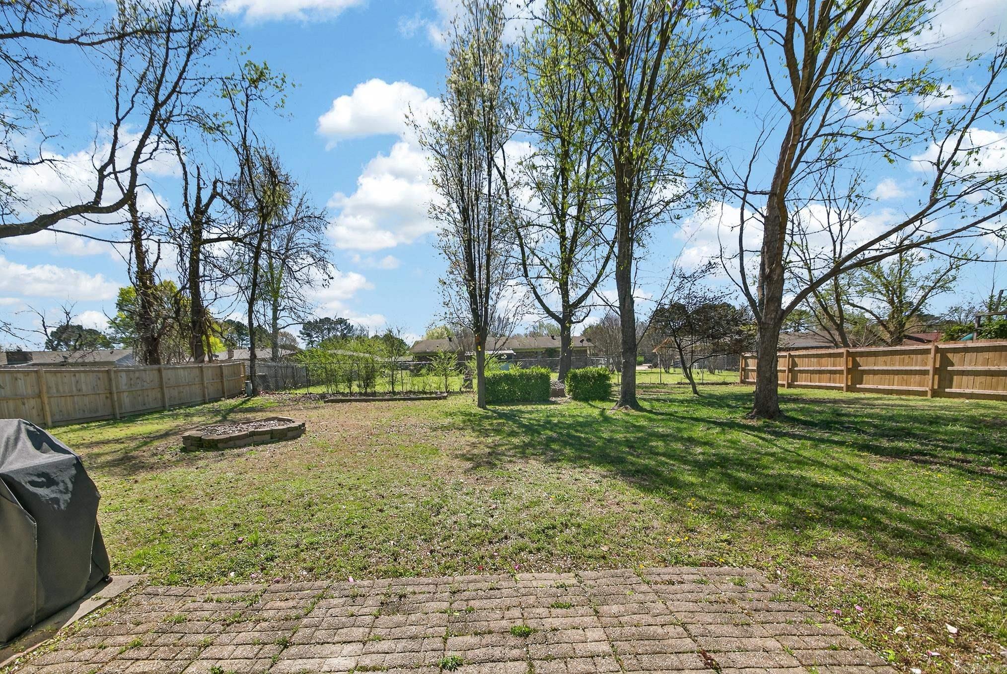 COUNTRY ESTATES SUB - Residential