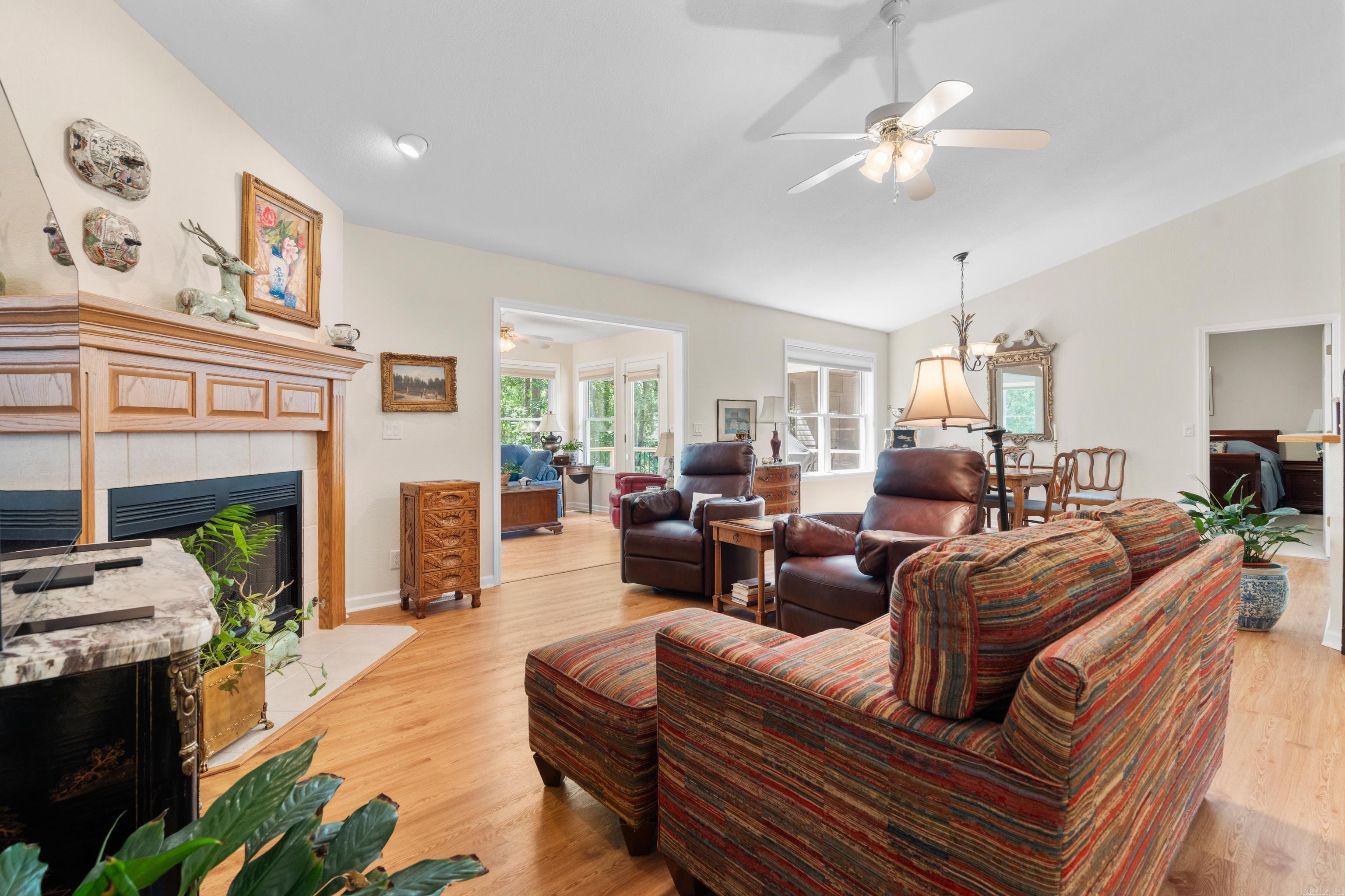 Magnifico - Residential