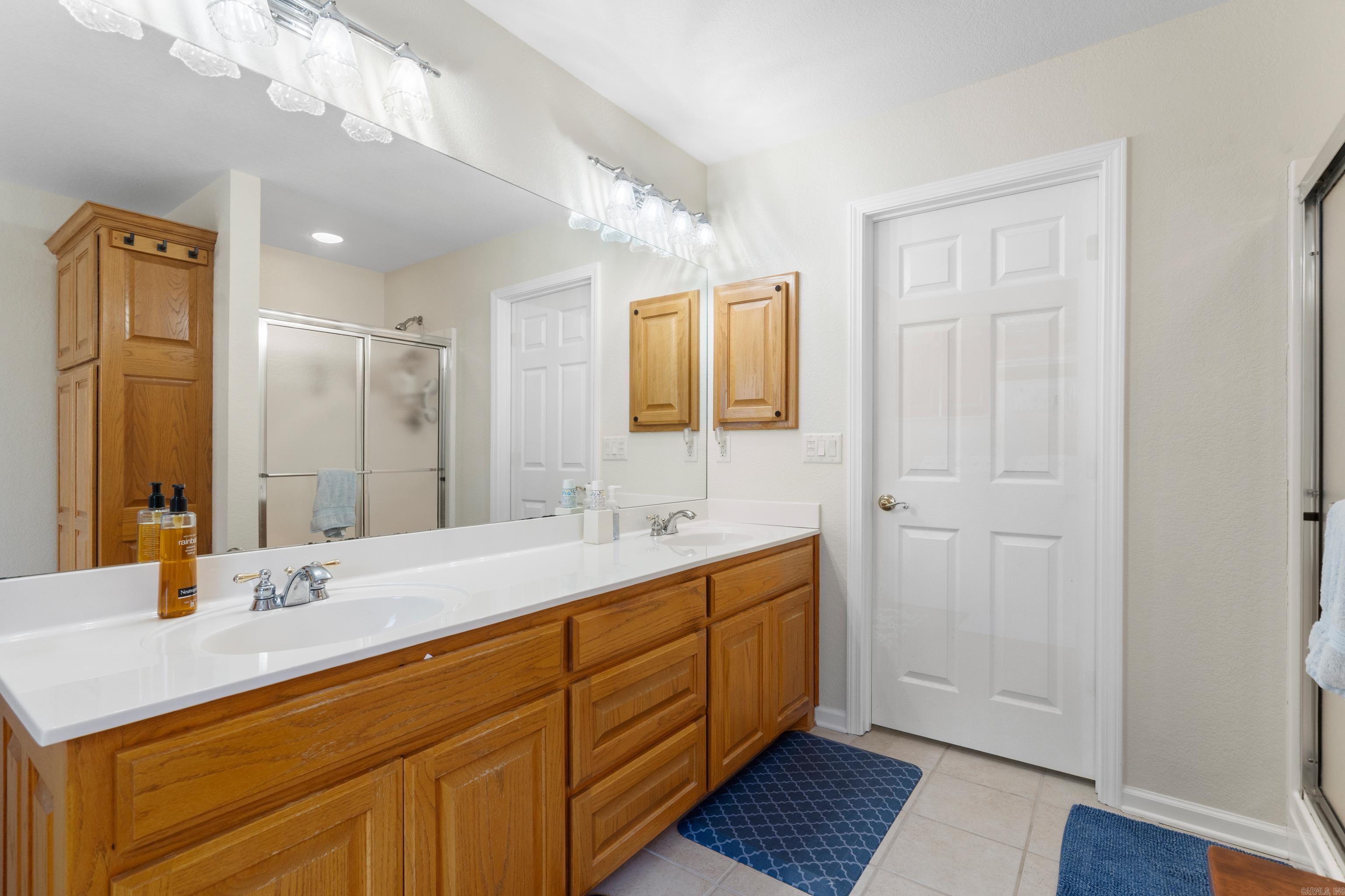 Magnifico - Residential