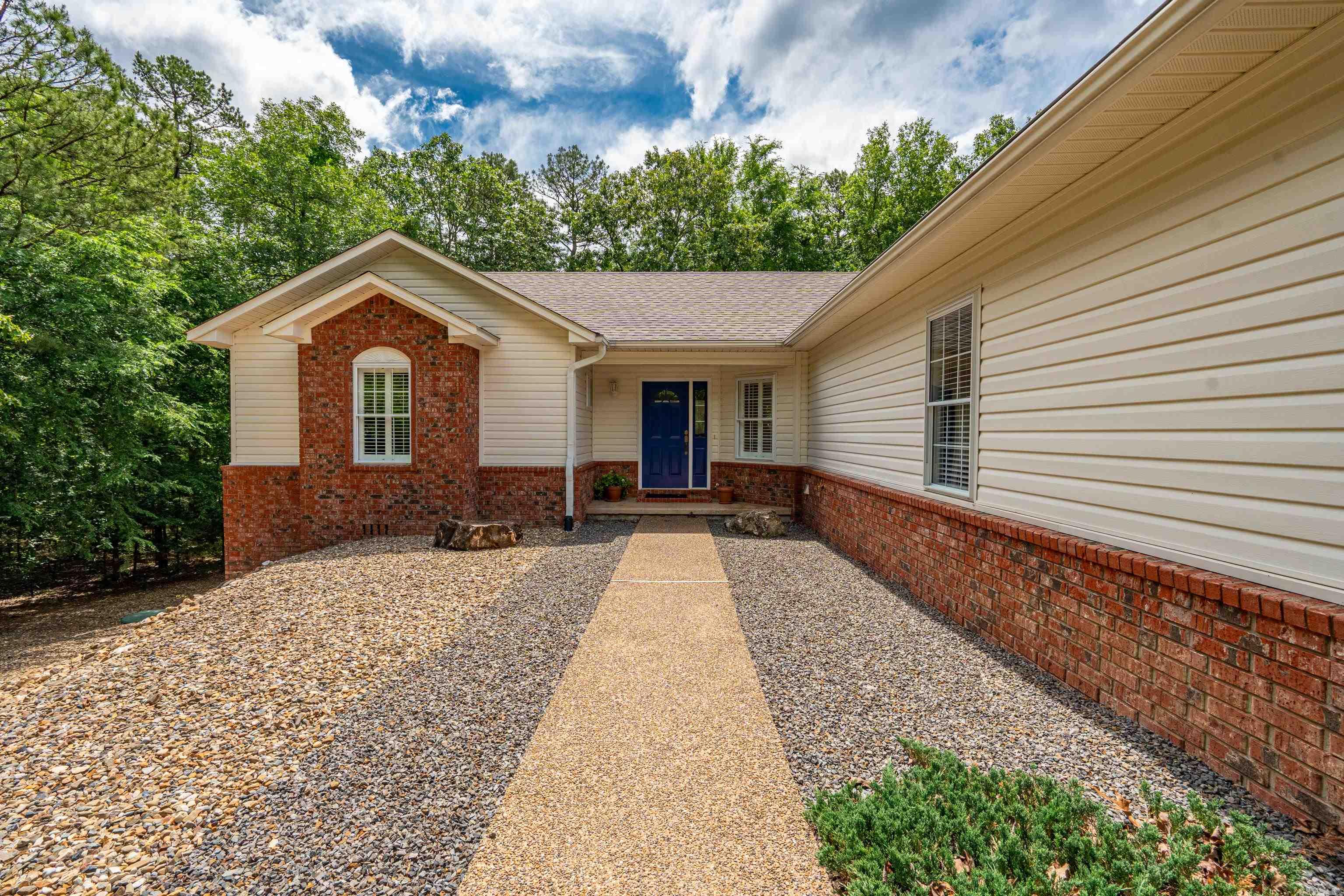 Magnifico - Residential