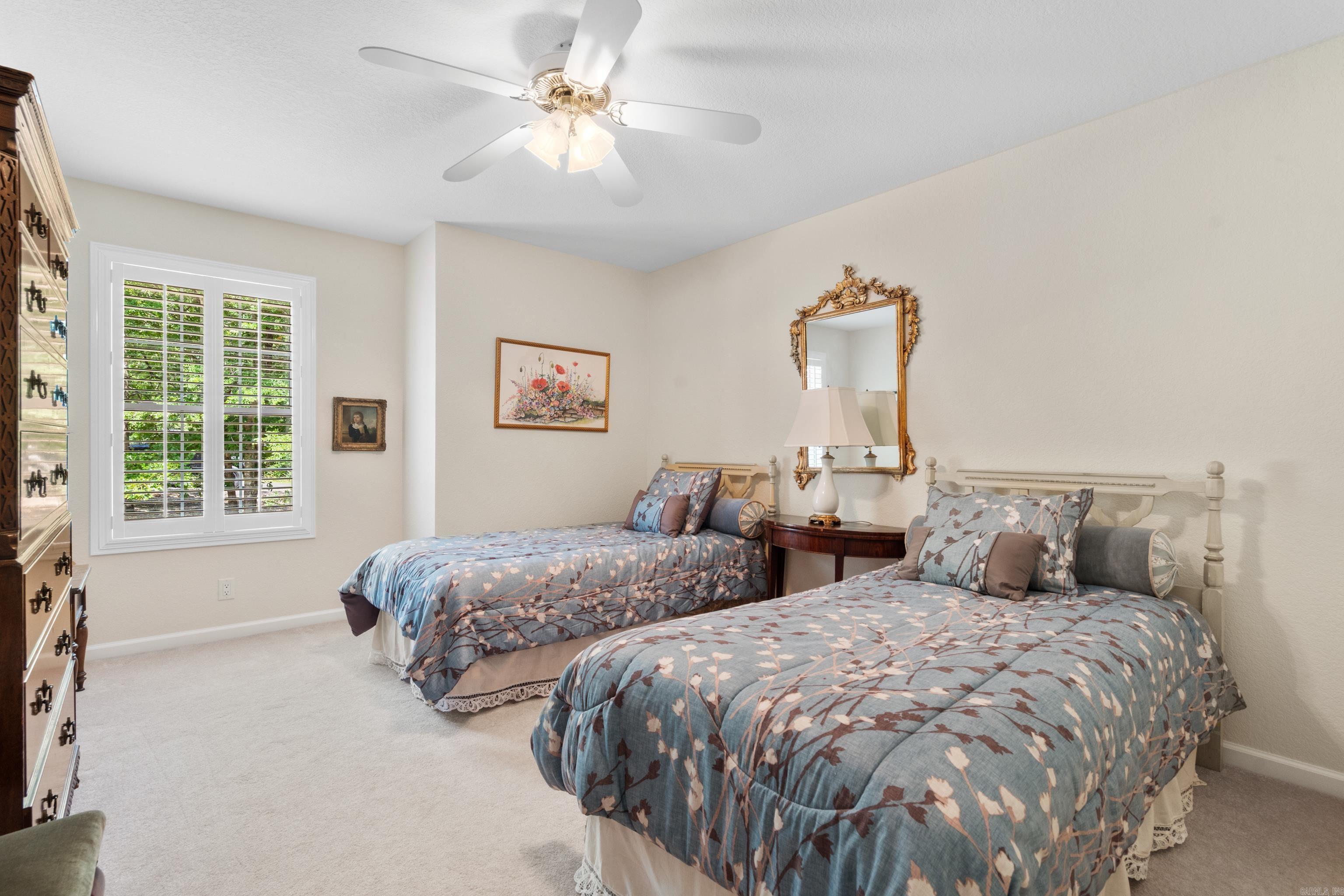 Magnifico - Residential