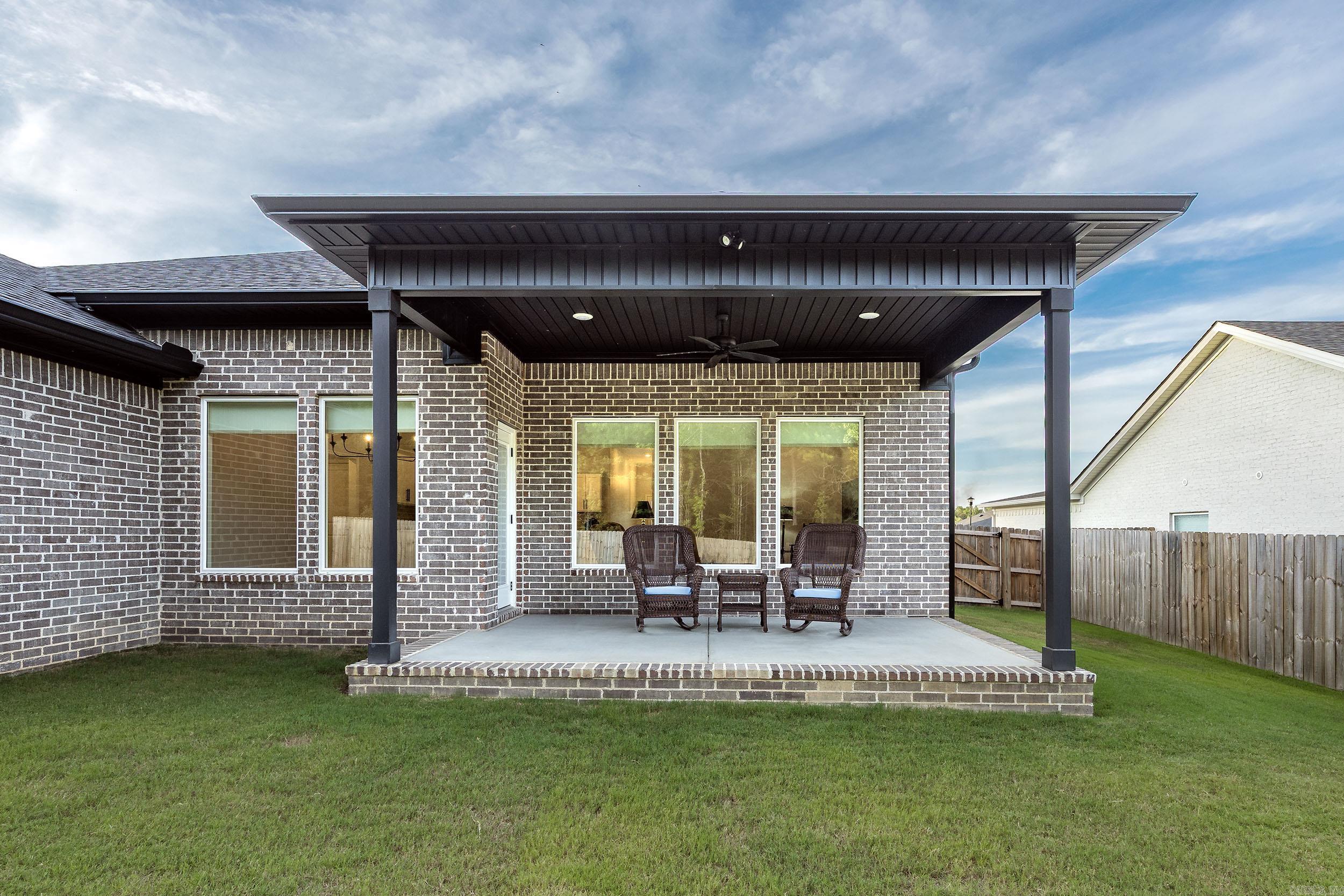 Lombard Heights - Residential