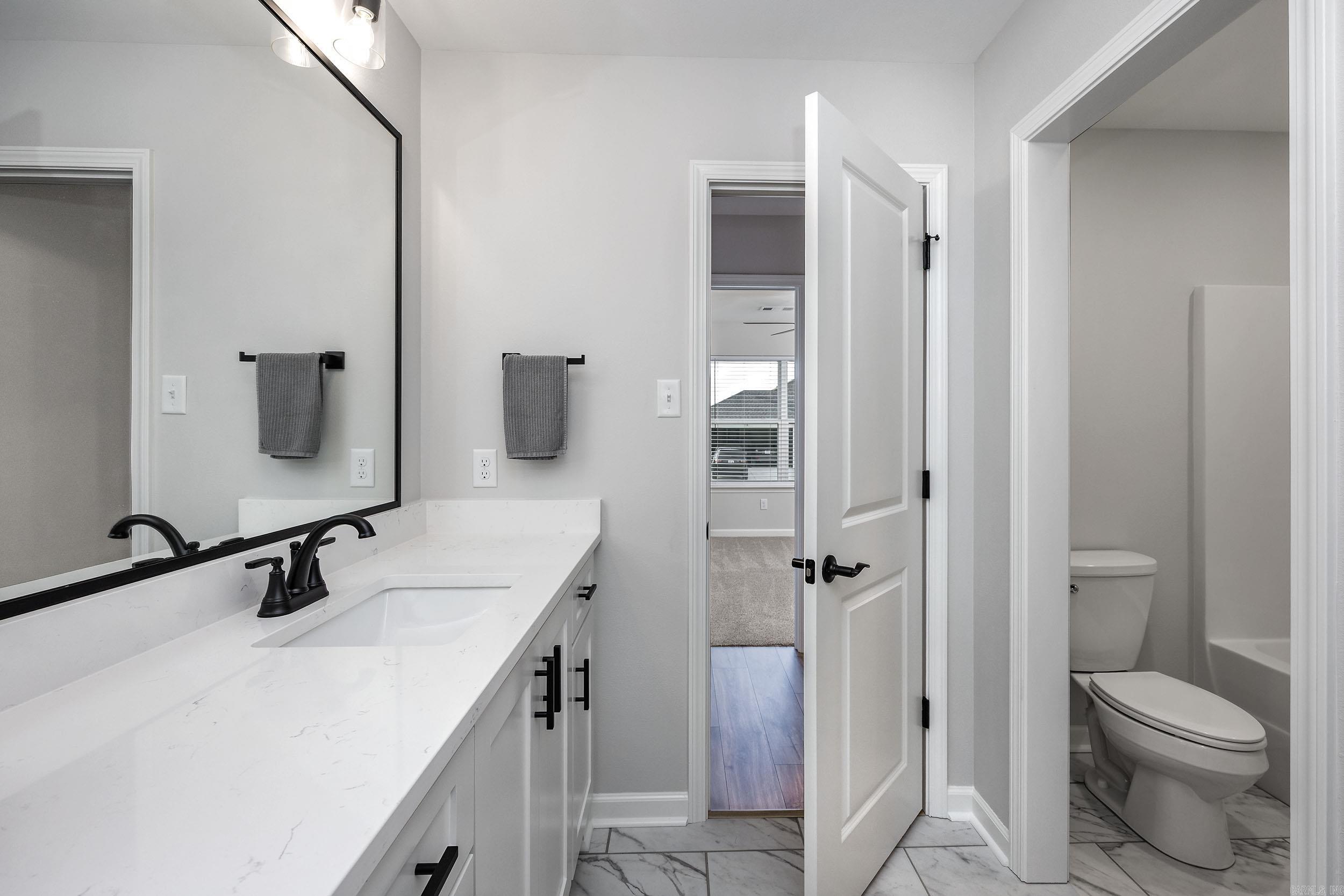 Lombard Heights - Residential