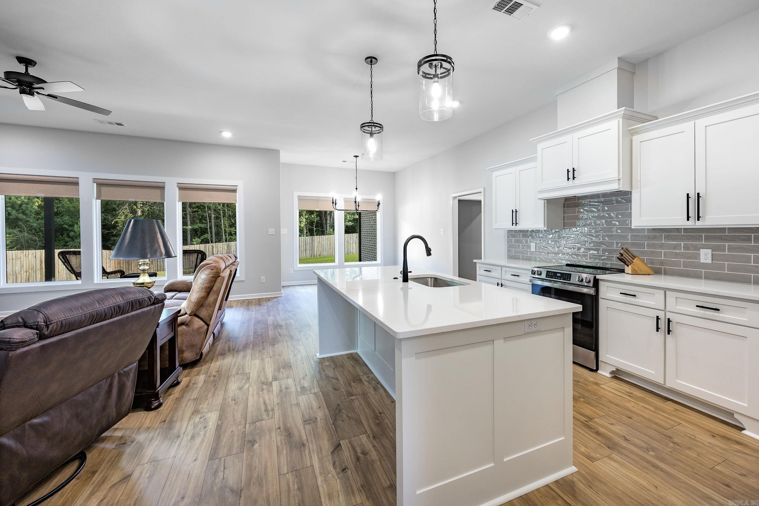 Lombard Heights - Residential