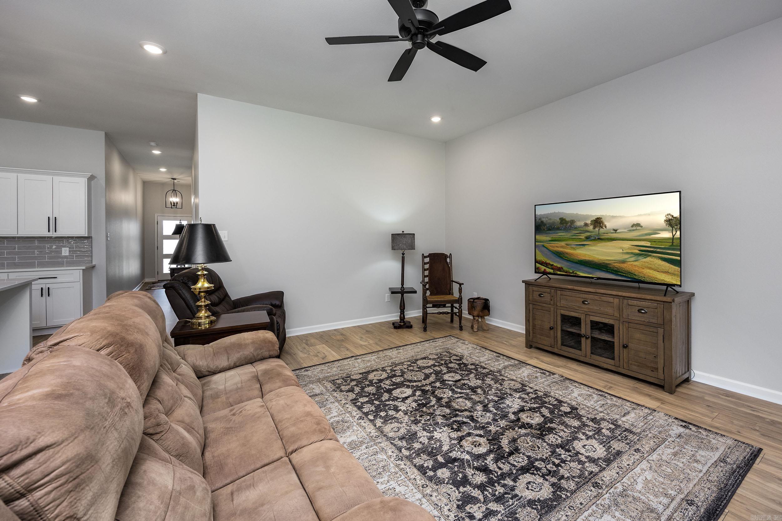 Lombard Heights - Residential