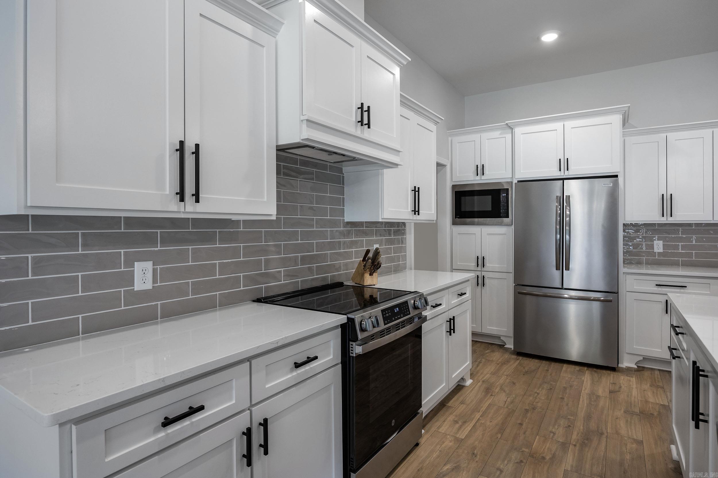 Lombard Heights - Residential