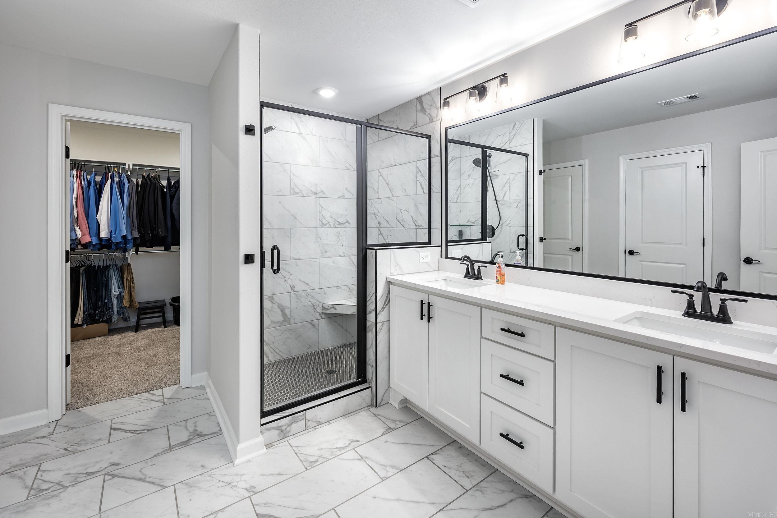 Lombard Heights - Residential