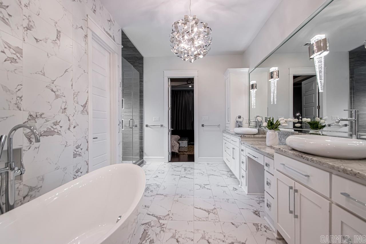 CHENAL VALLEY "MIRABEL COURT" - Residential