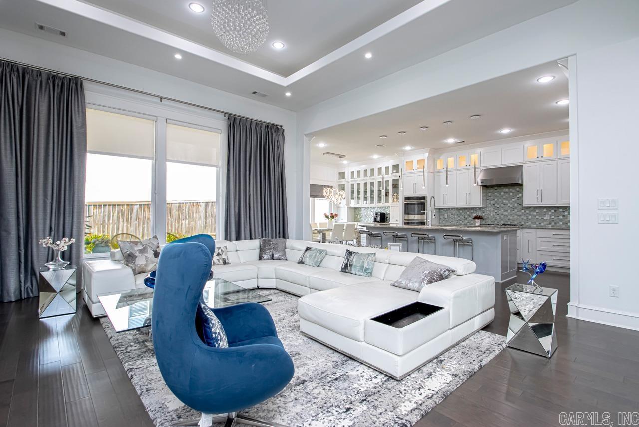 CHENAL VALLEY "MIRABEL COURT" - Residential