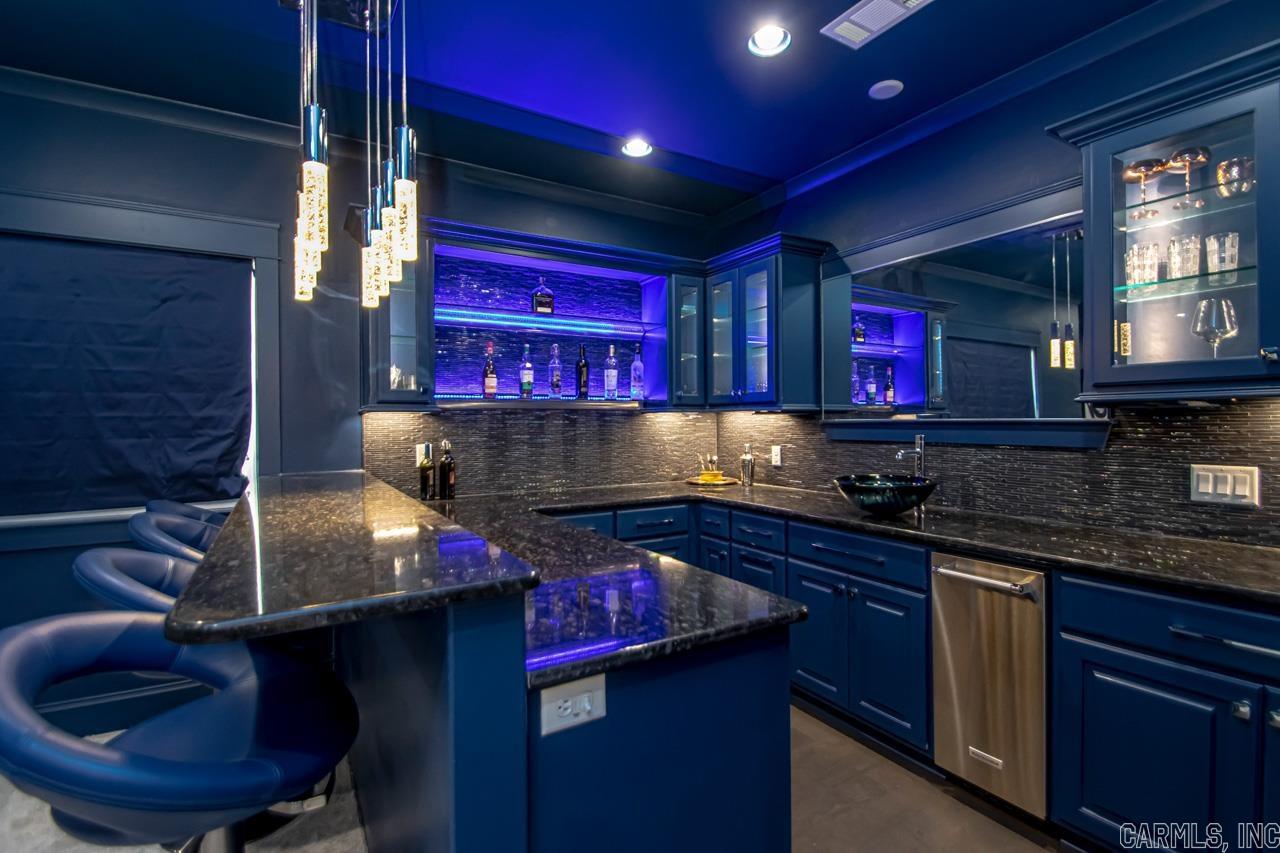 CHENAL VALLEY "MIRABEL COURT" - Residential