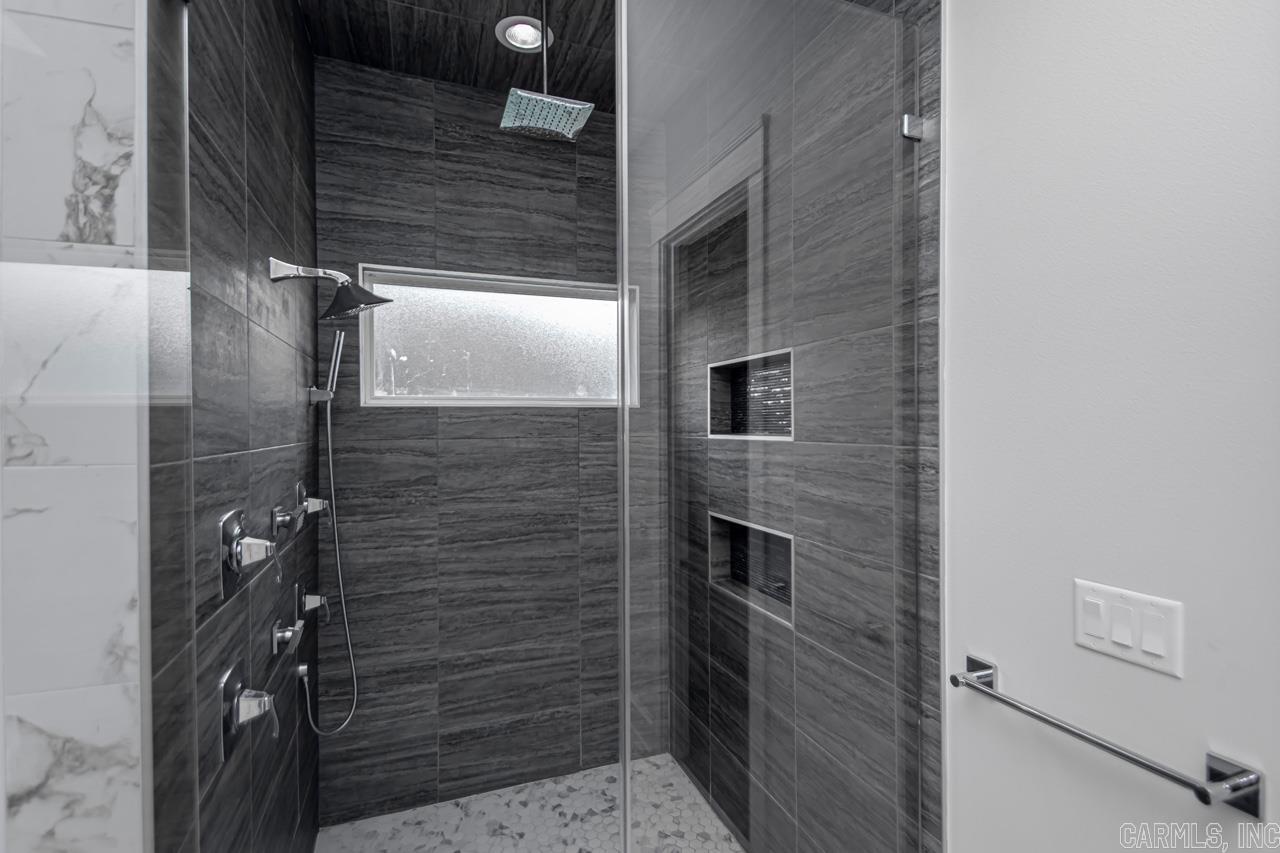 CHENAL VALLEY "MIRABEL COURT" - Residential