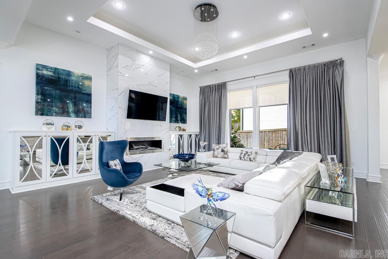 CHENAL VALLEY "MIRABEL COURT" - Residential