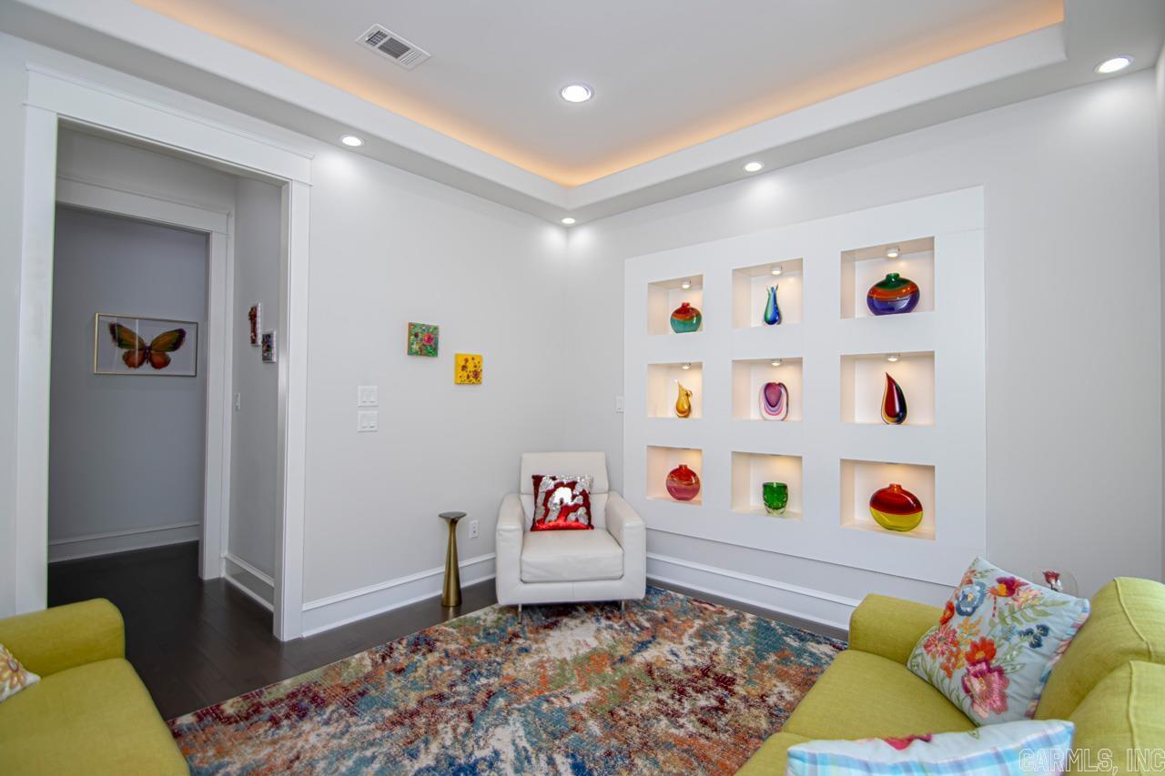 CHENAL VALLEY "MIRABEL COURT" - Residential