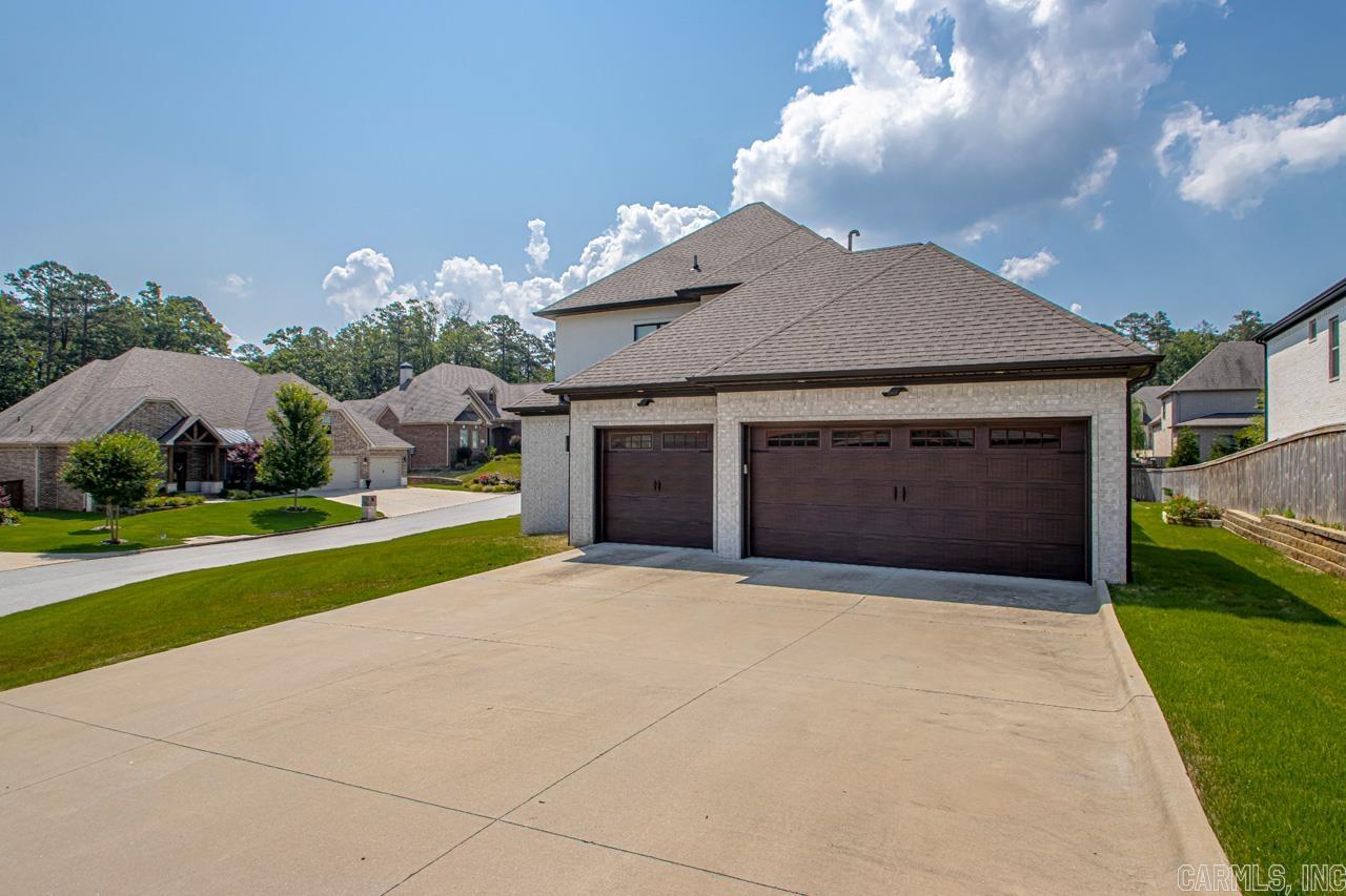 CHENAL VALLEY "MIRABEL COURT" - Residential