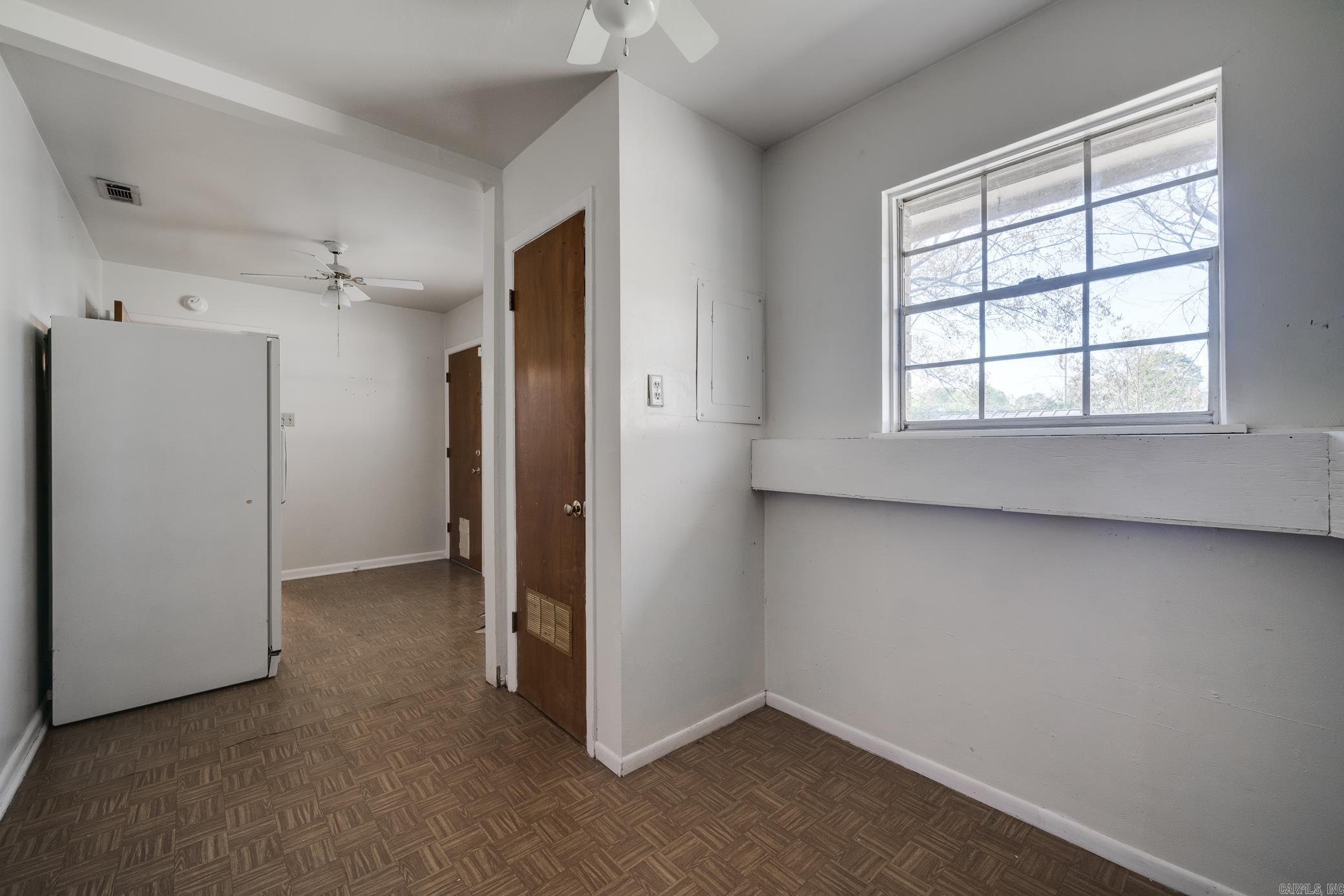 COLONIAL ACRES - Residential