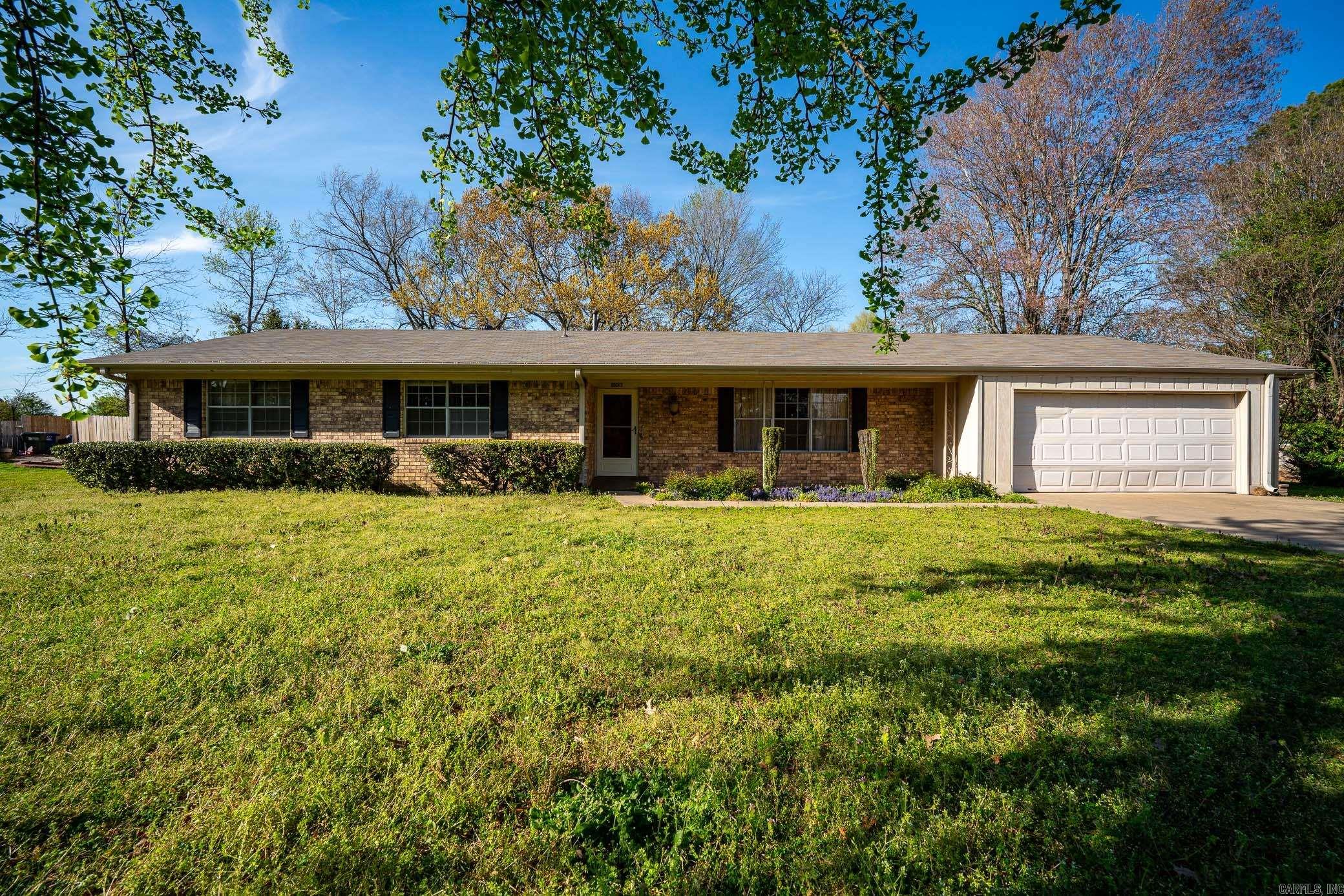 COLONIAL ACRES - Residential