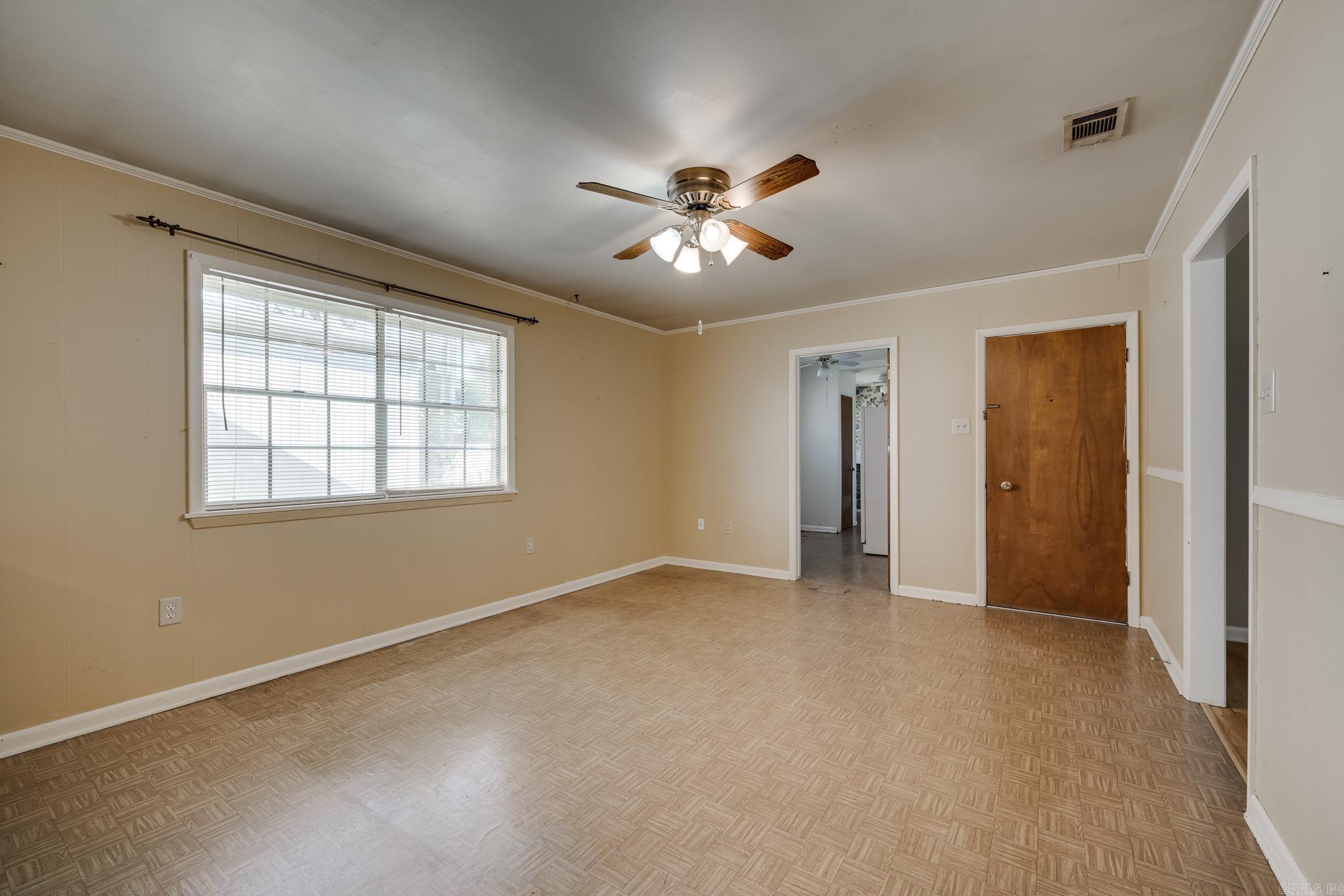 COLONIAL ACRES - Residential