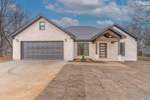 MLS: 25008733