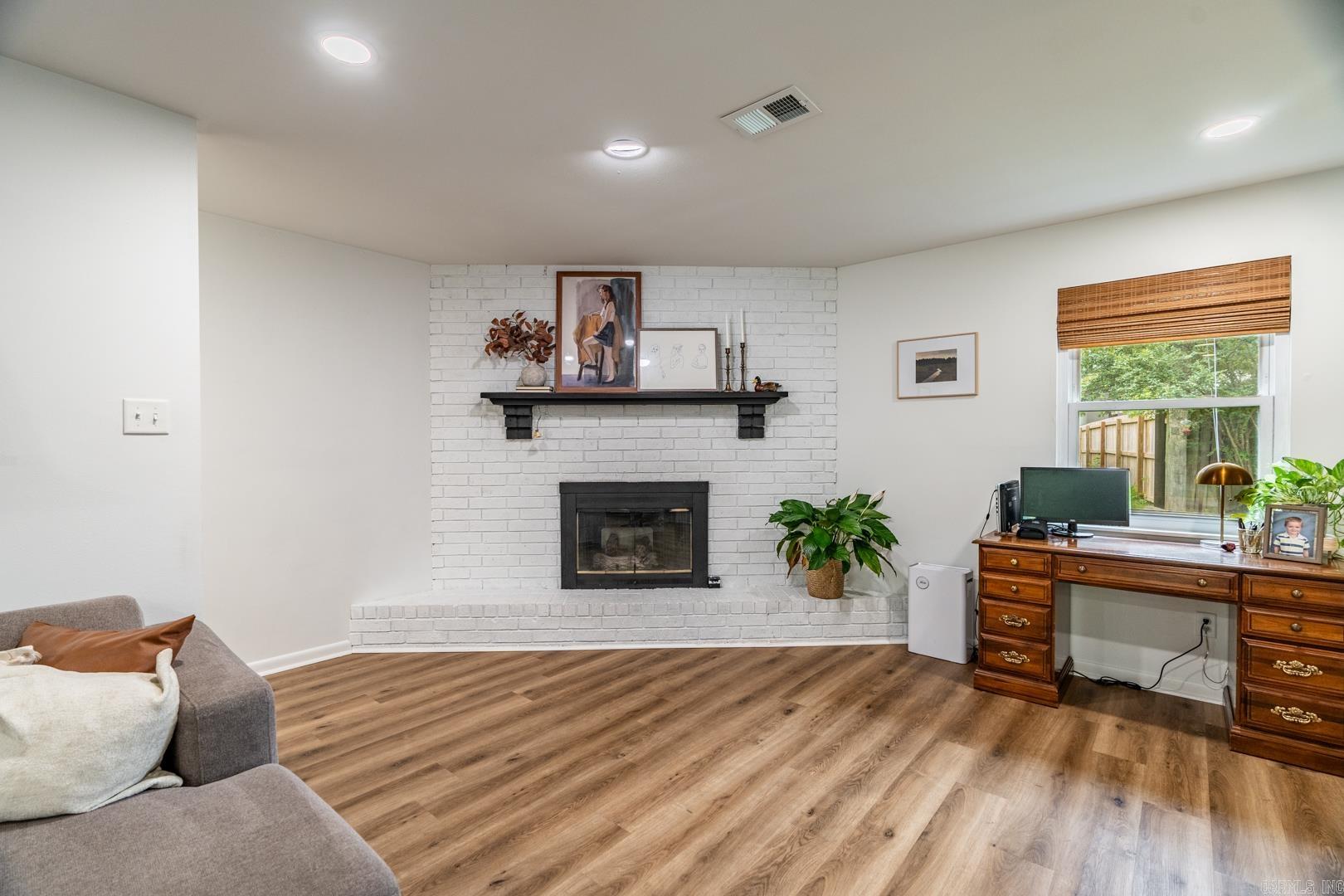 BLUEBIRD HILL - Residential