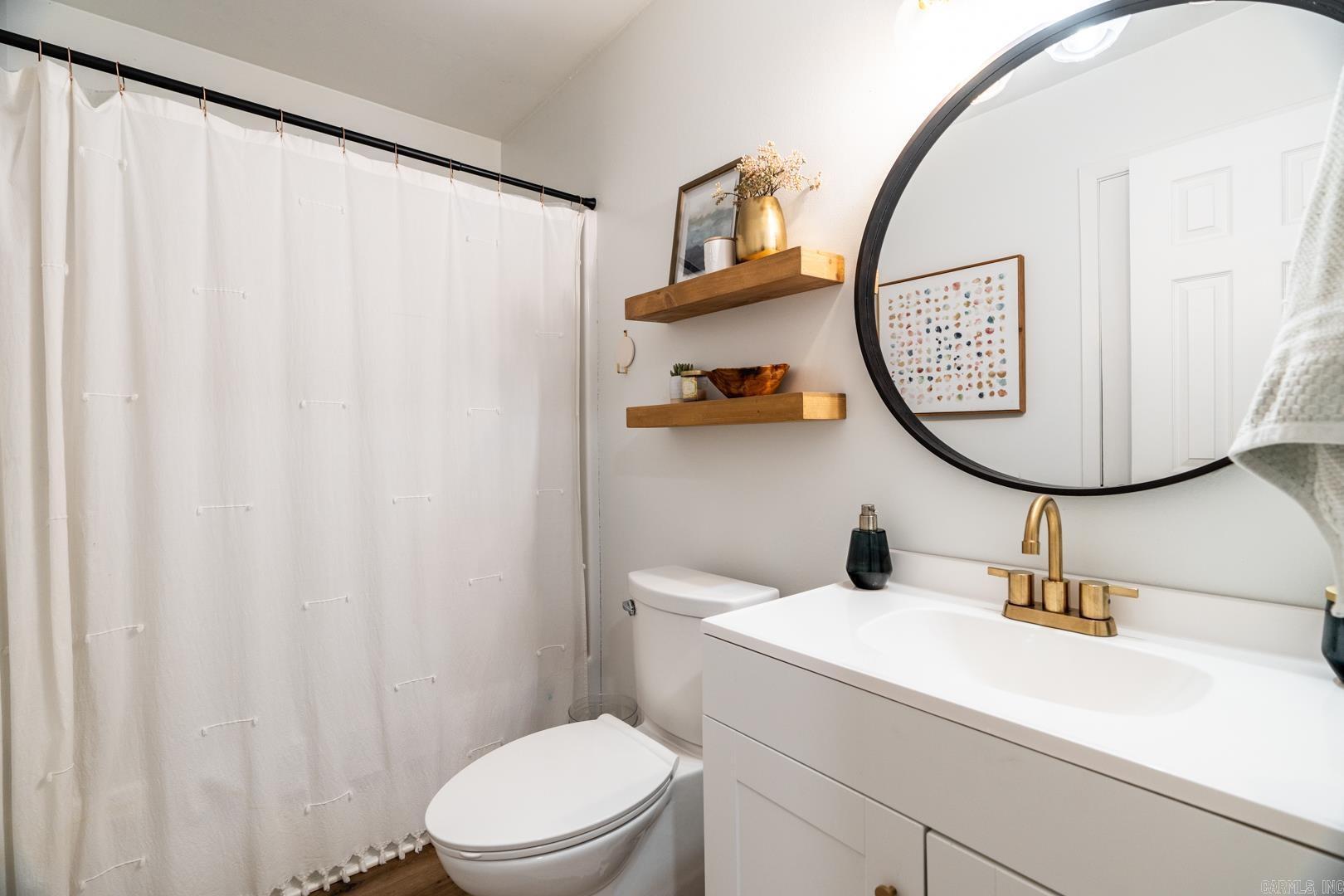 BLUEBIRD HILL - Residential