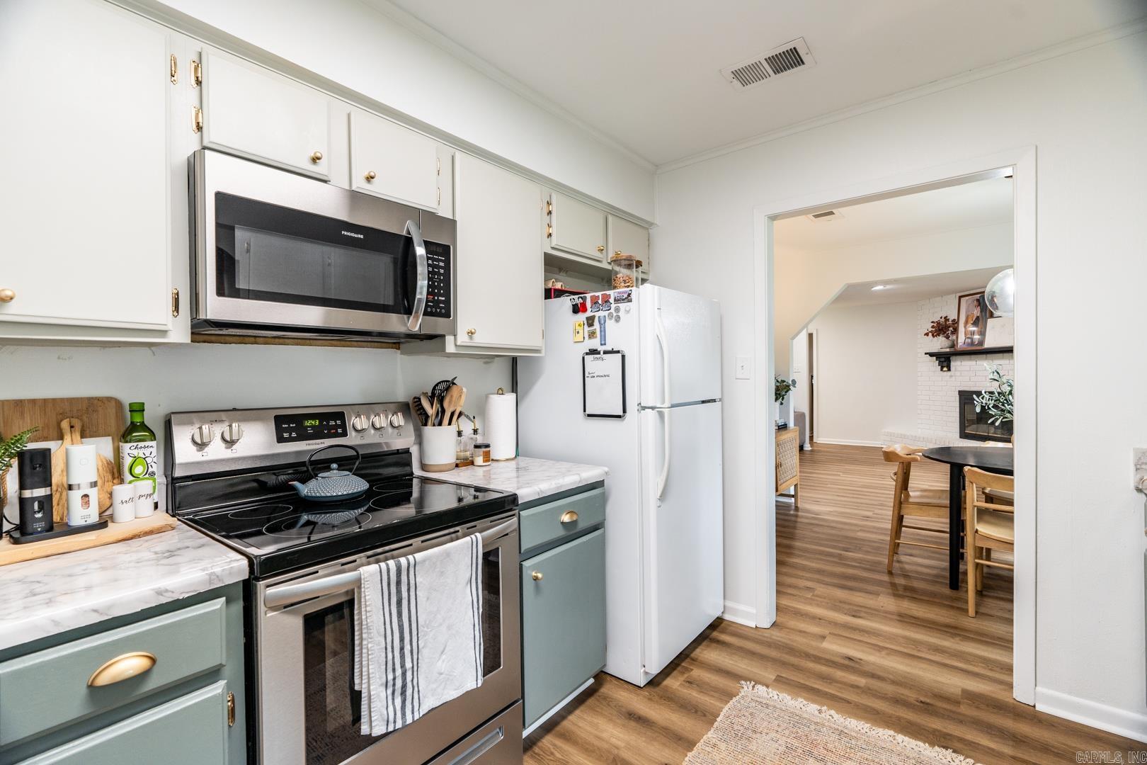 BLUEBIRD HILL - Residential