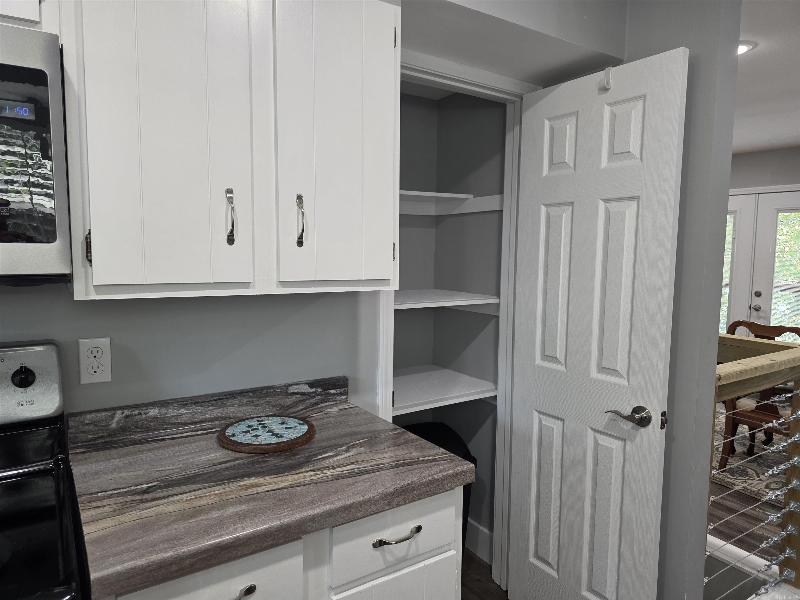 TWIN COVE ESTATES - LAKE - Residential