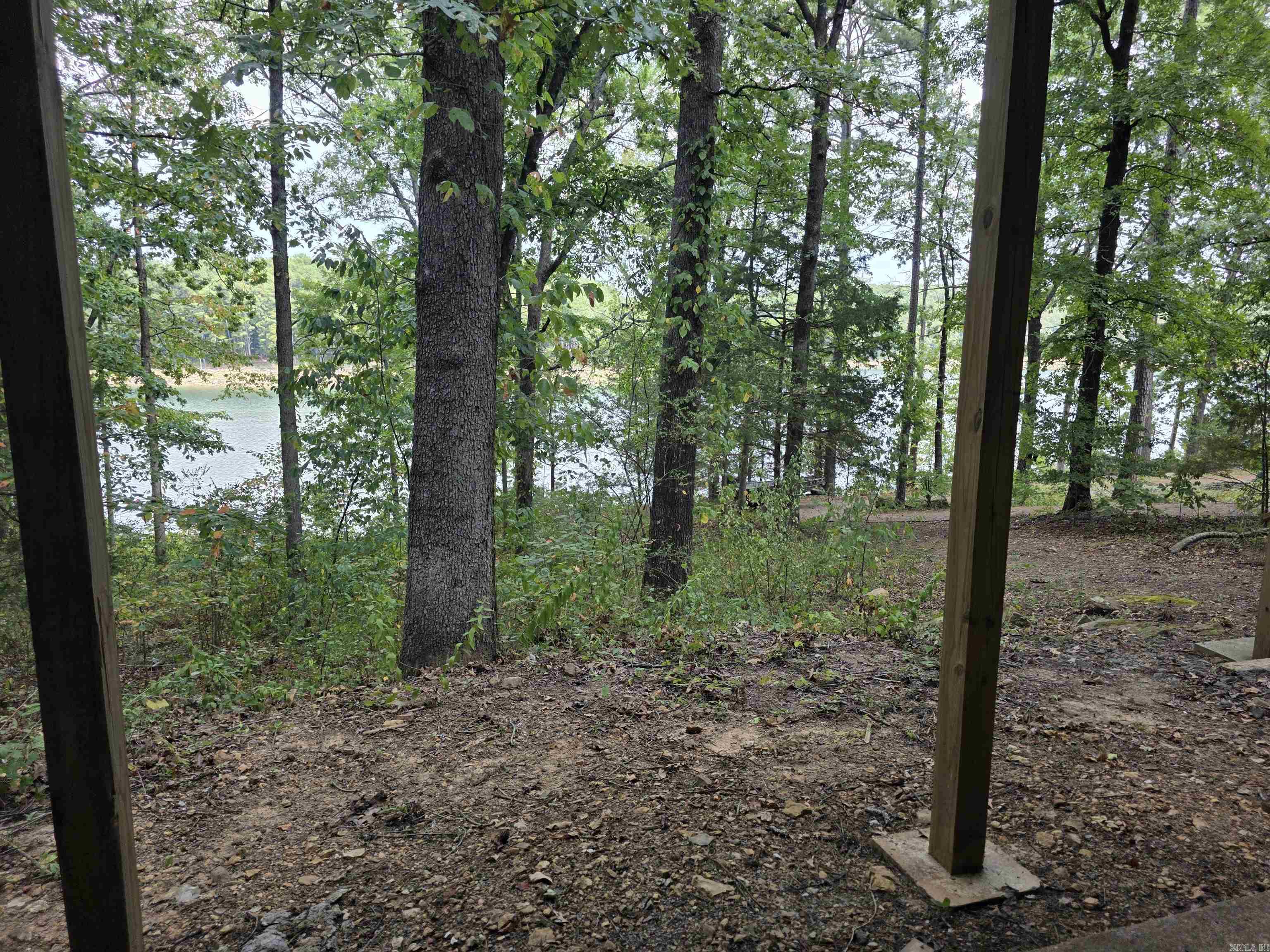 TWIN COVE ESTATES - LAKE - Residential