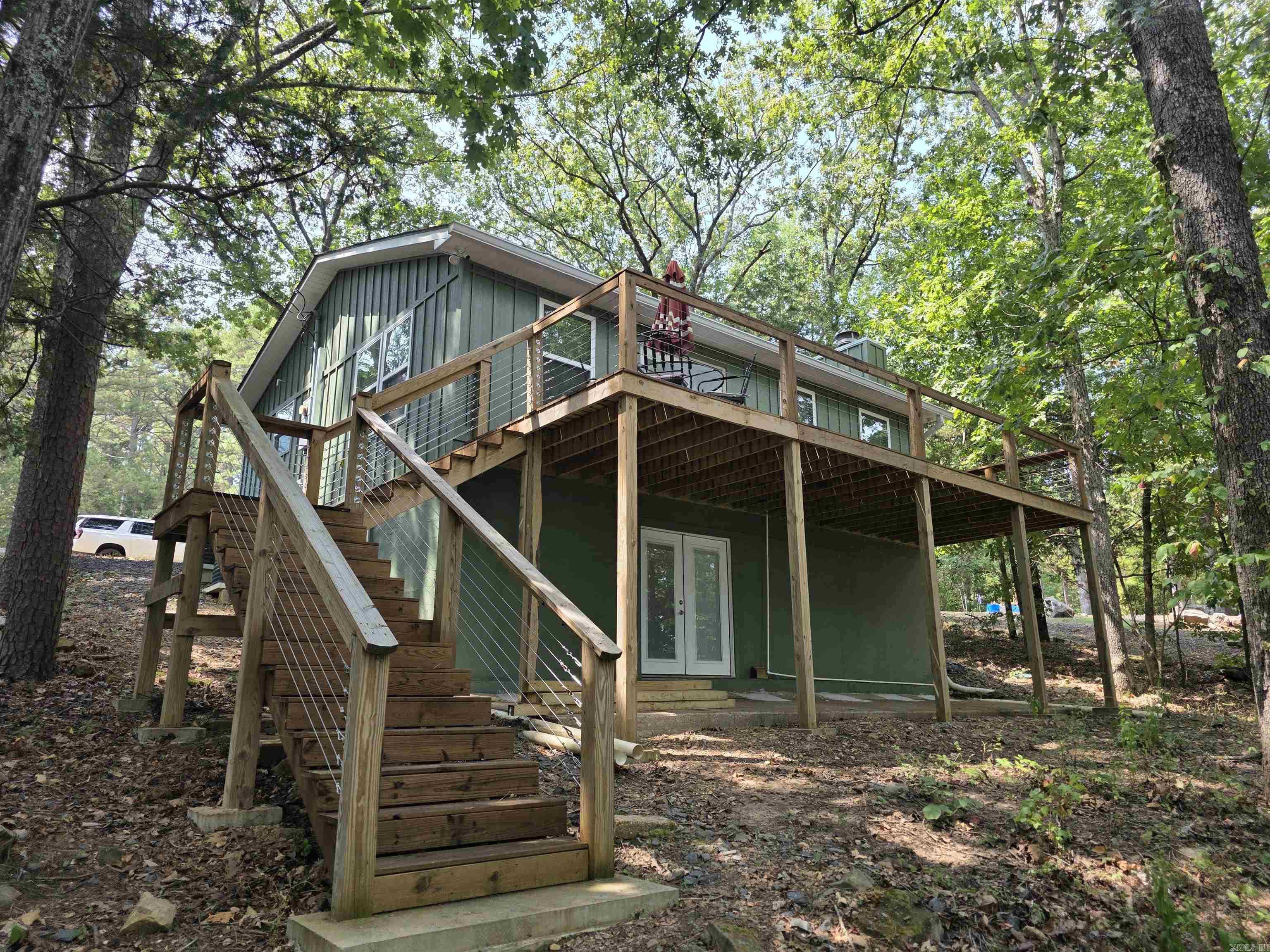 TWIN COVE ESTATES - LAKE - Residential