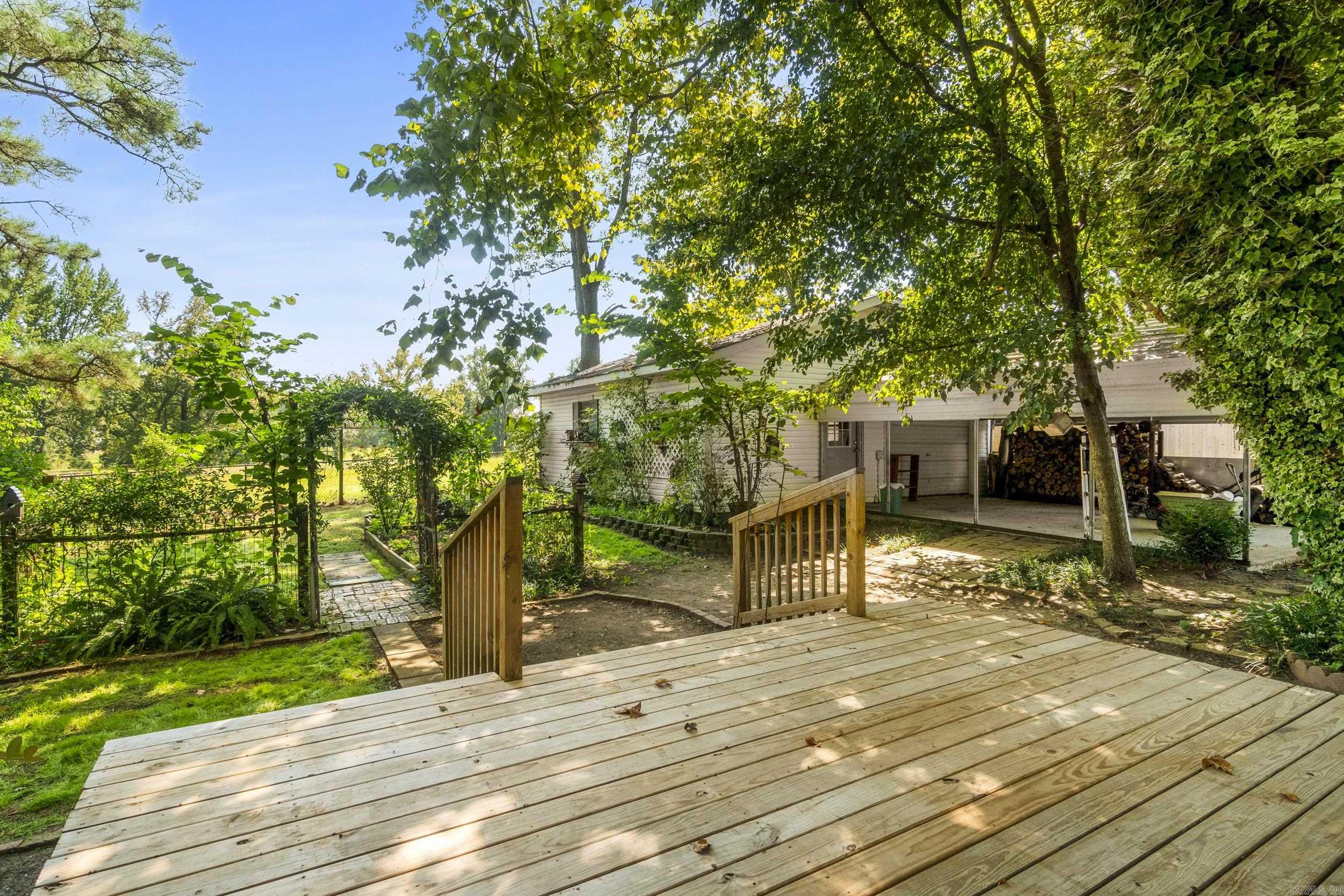 BALD KNOB OUTLOTS - Residential