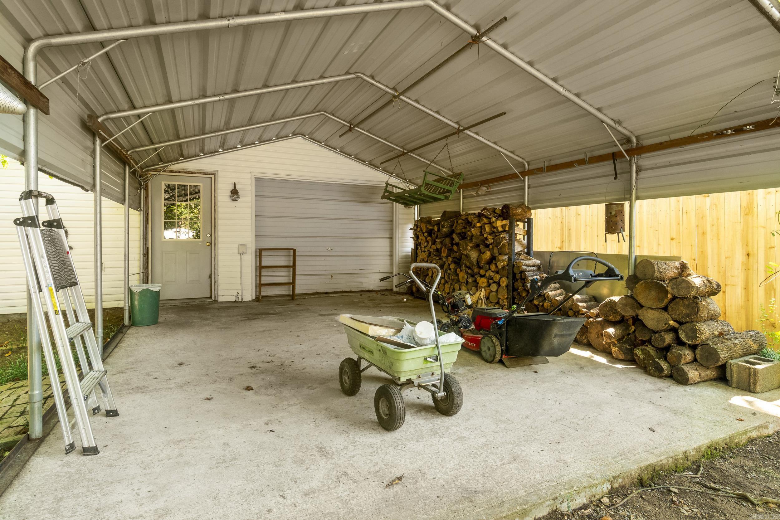 BALD KNOB OUTLOTS - Residential