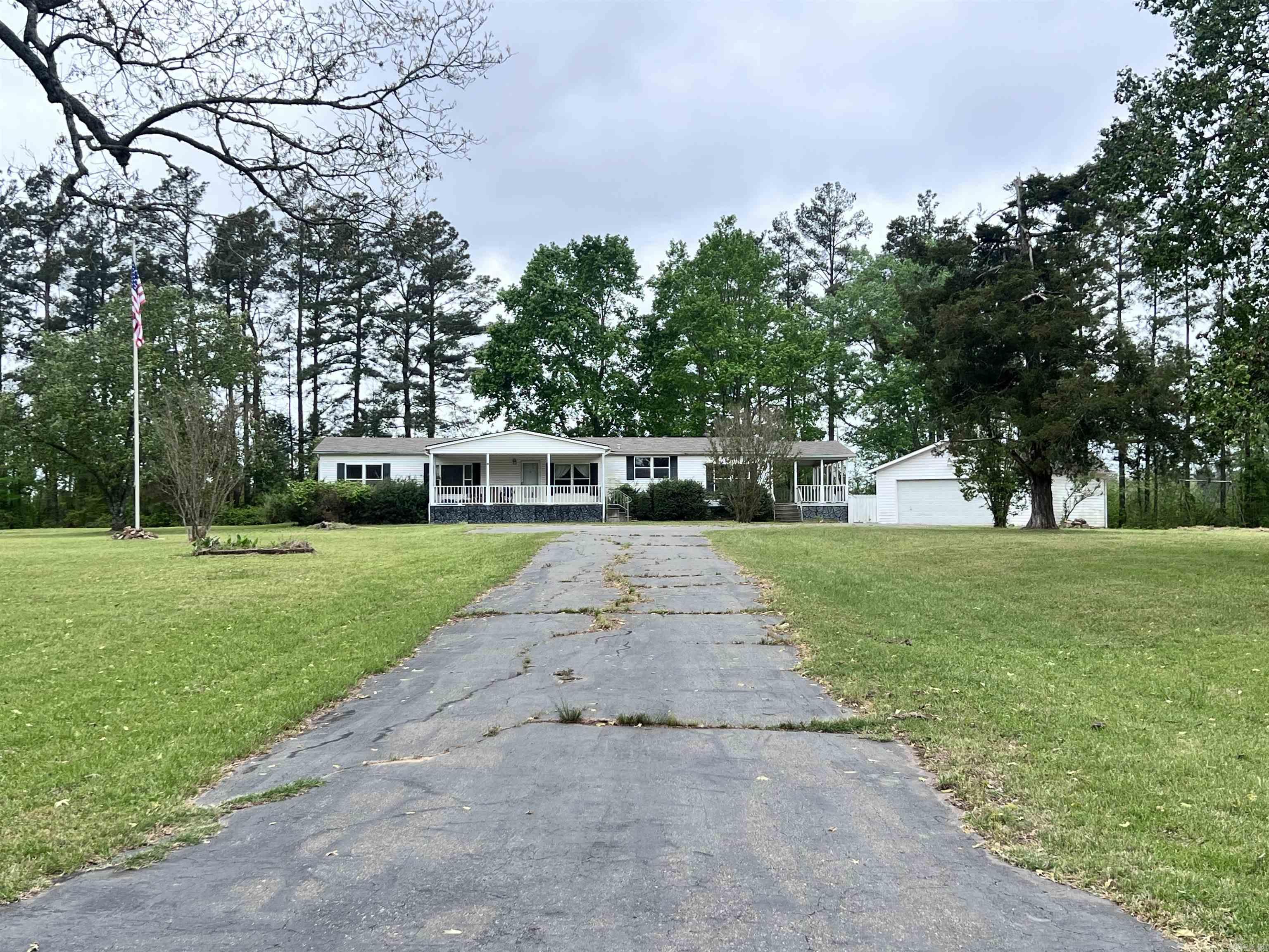 Metes & Bounds - Residential