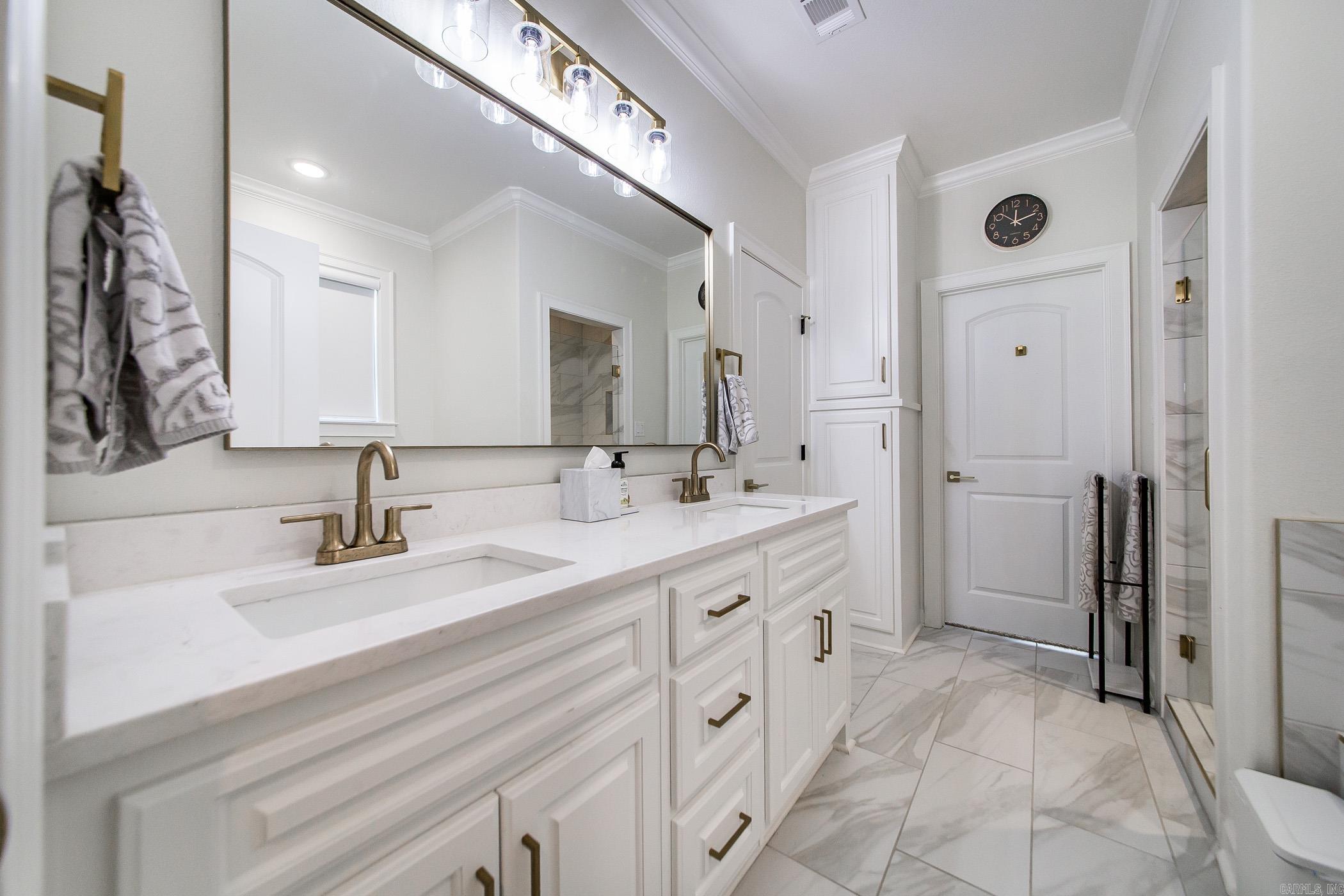 ASHLEY DOWNS - Residential