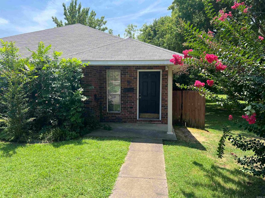 Central Location. Well maintained 3 bed 2 bath duplex.  All electric with Central Air/Heat, Beautiful Wood Floors in Living Room. Fenced Back Yard. No pets $35 application fee. Income requirement is 3X monthly rent.