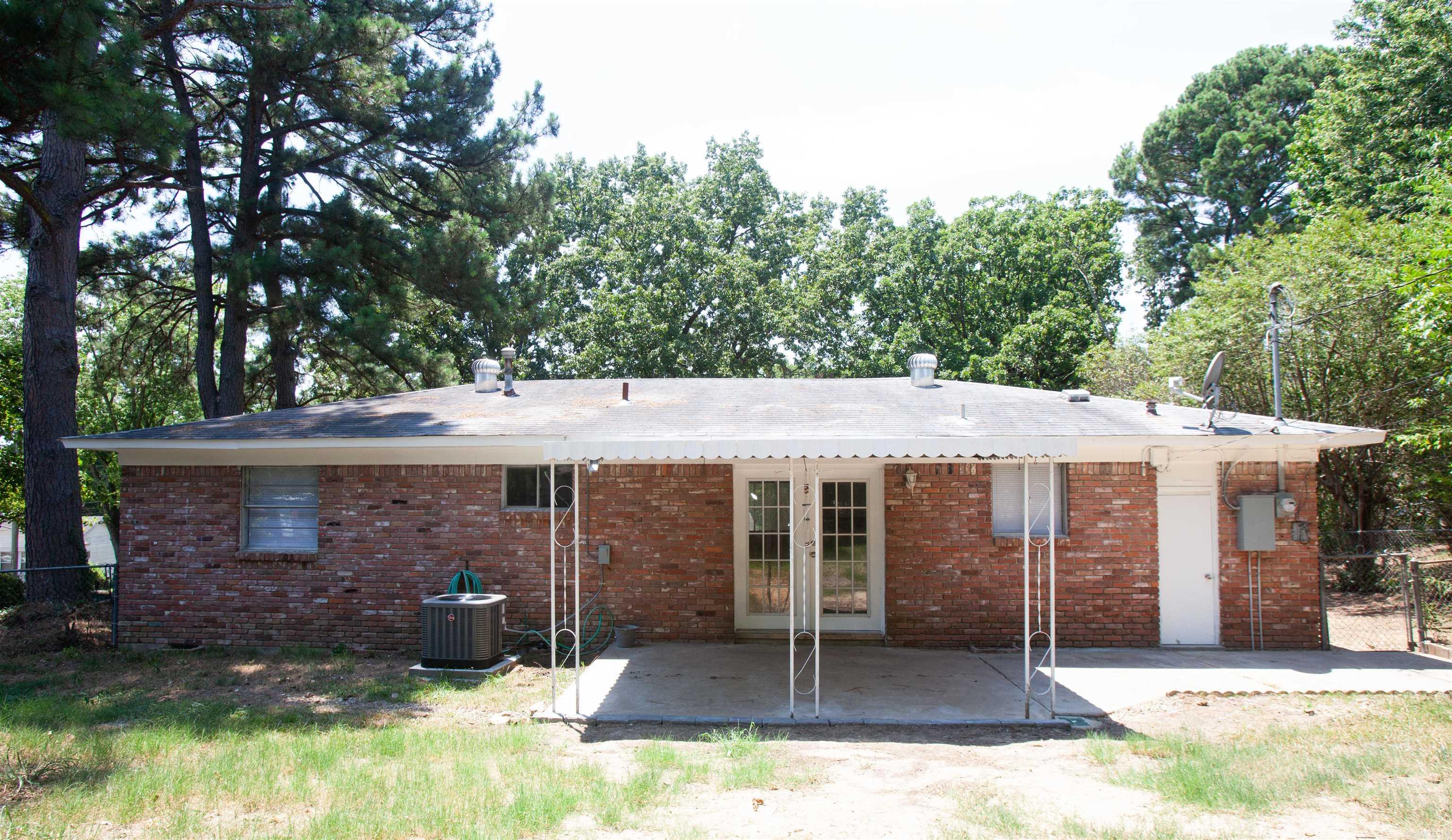 ELLIS ACRES - Residential