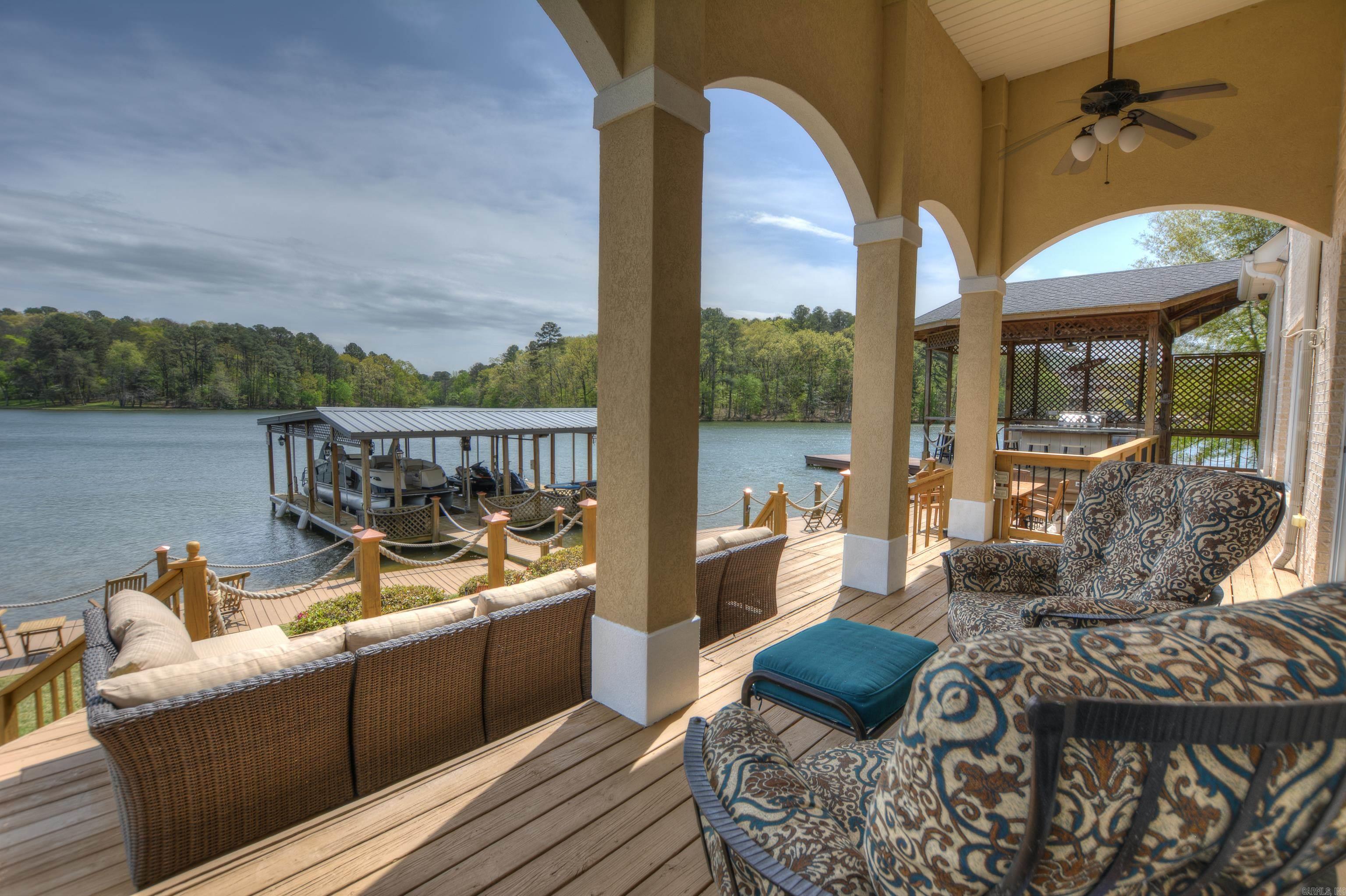 BAYVIEW ESTATES - Residential