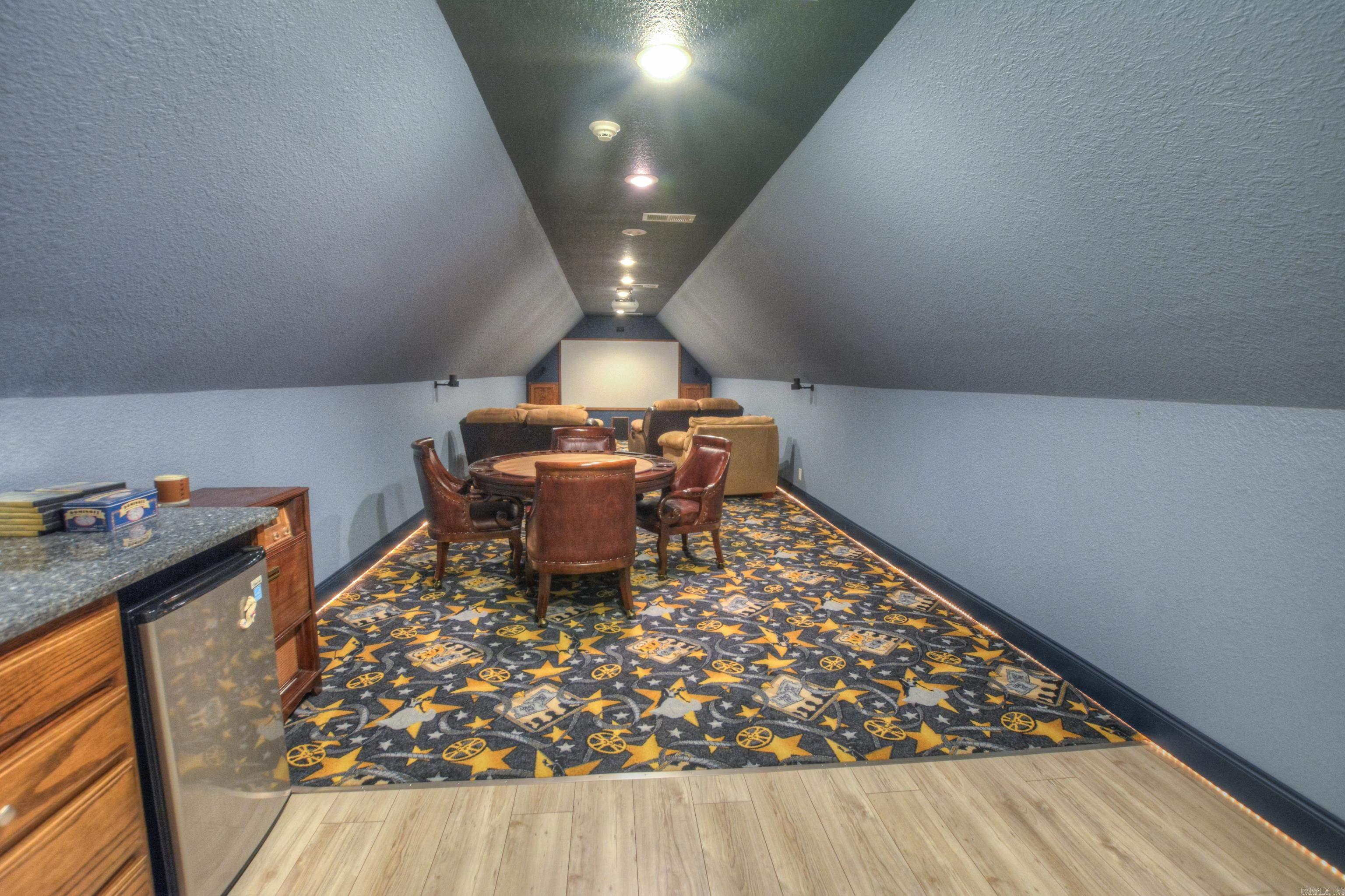 BAYVIEW ESTATES - Residential