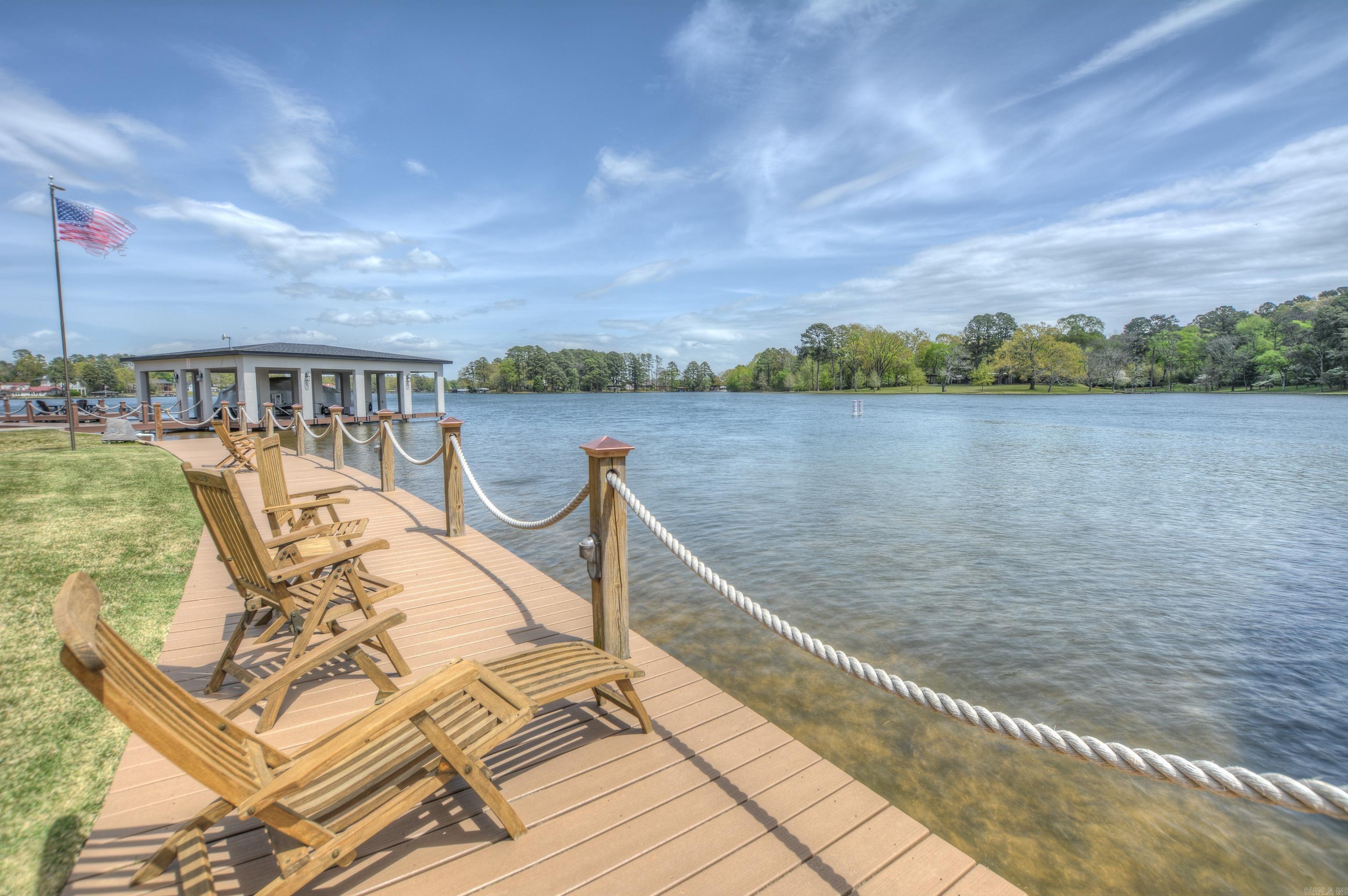 BAYVIEW ESTATES - Residential